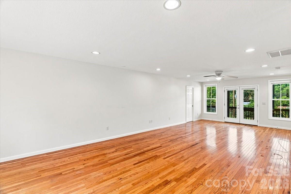 2 Elkmont Place Property Photo 11