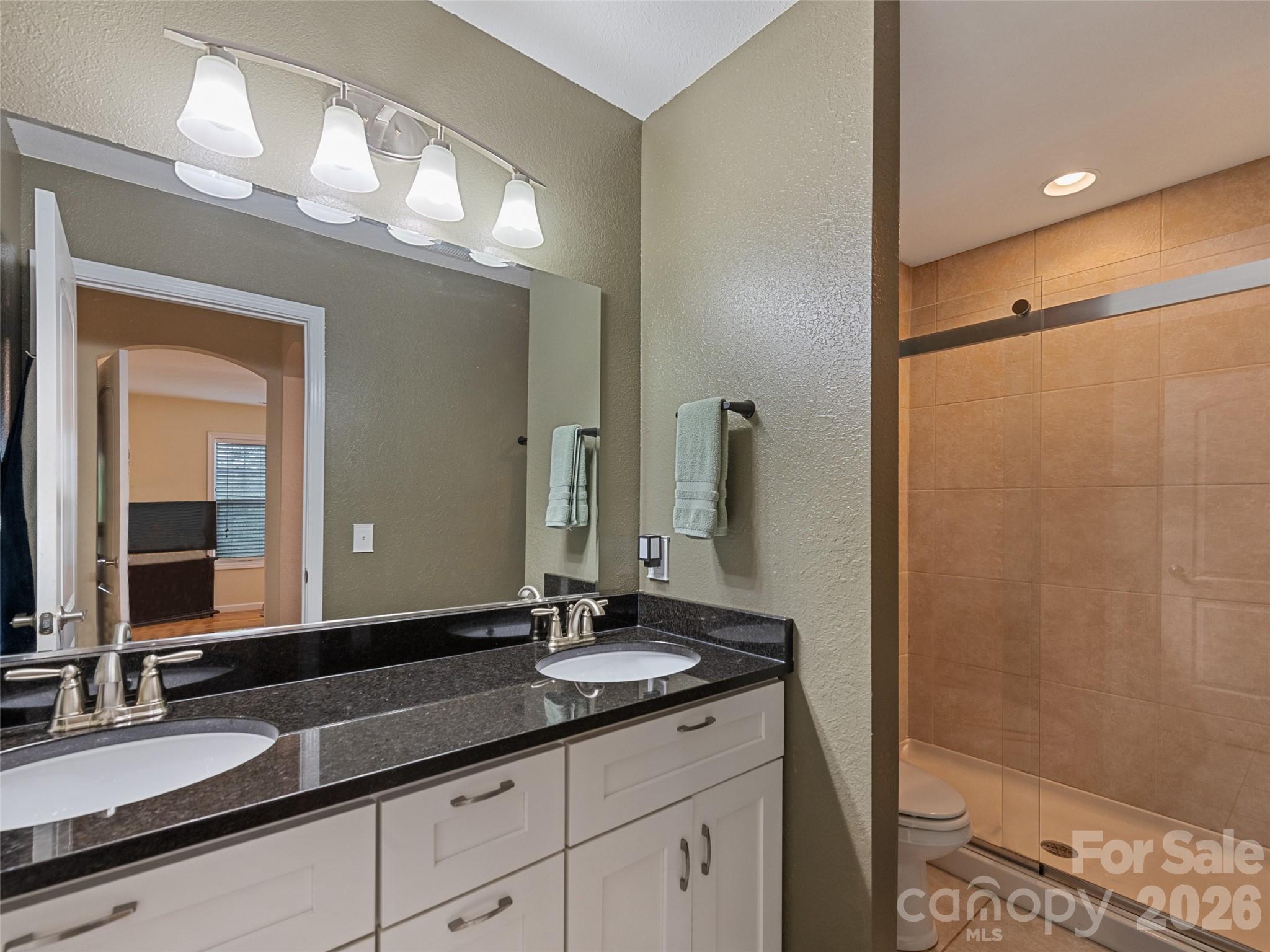 404 Loop Road Property Photo 15
