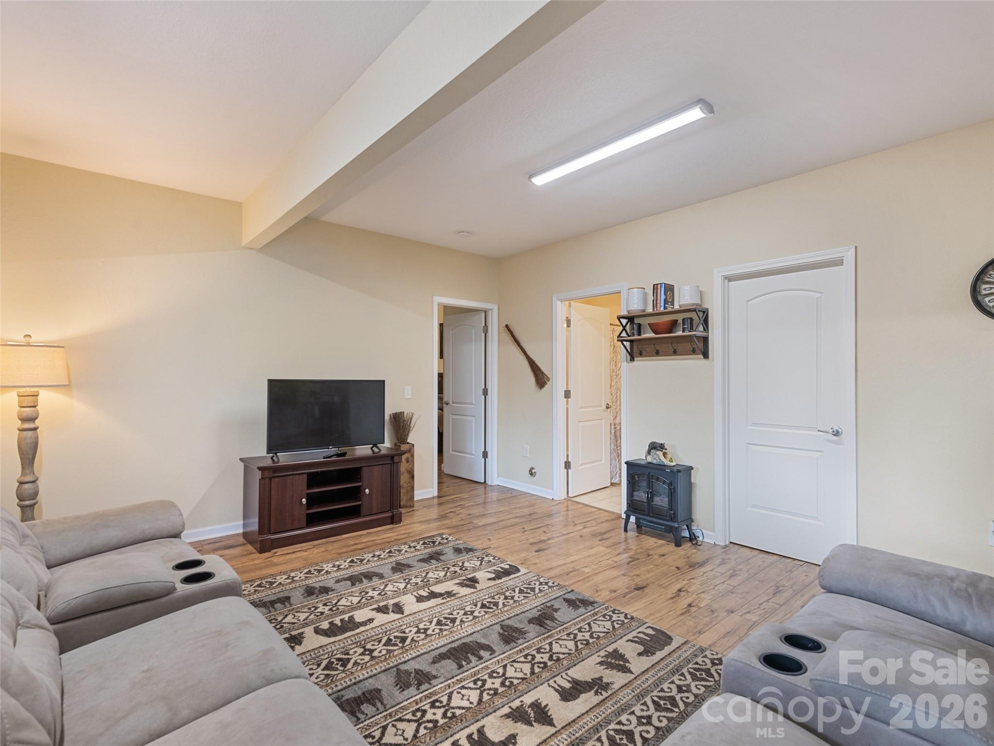 404 Loop Road Property Photo 24