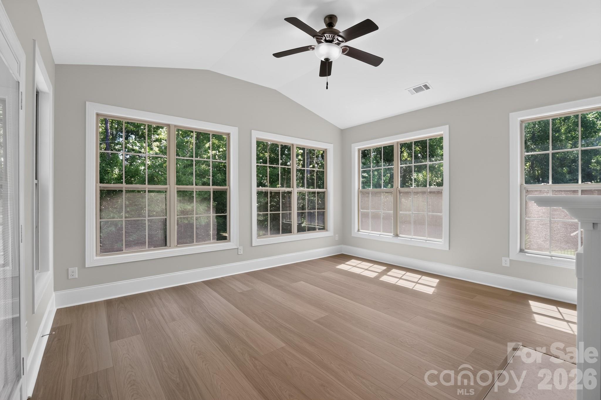 152 Kentmere Lane Property Photo 31