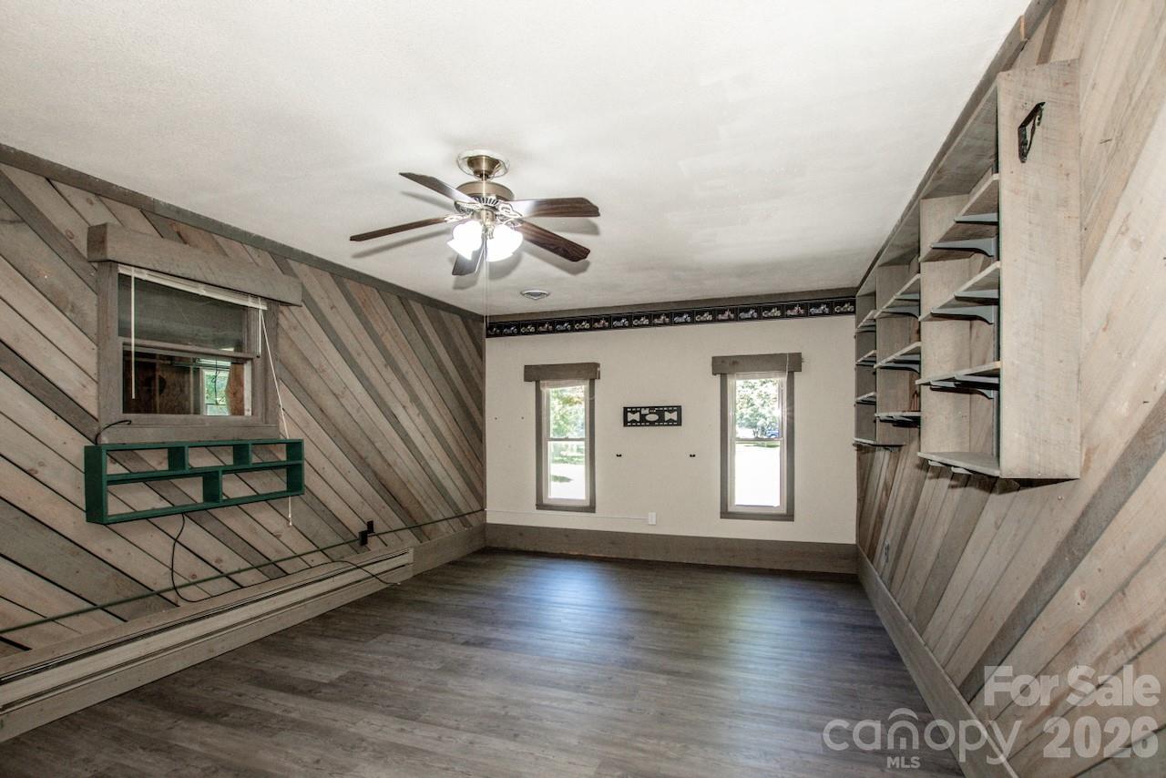 5311 Agner Drive Property Photo 9