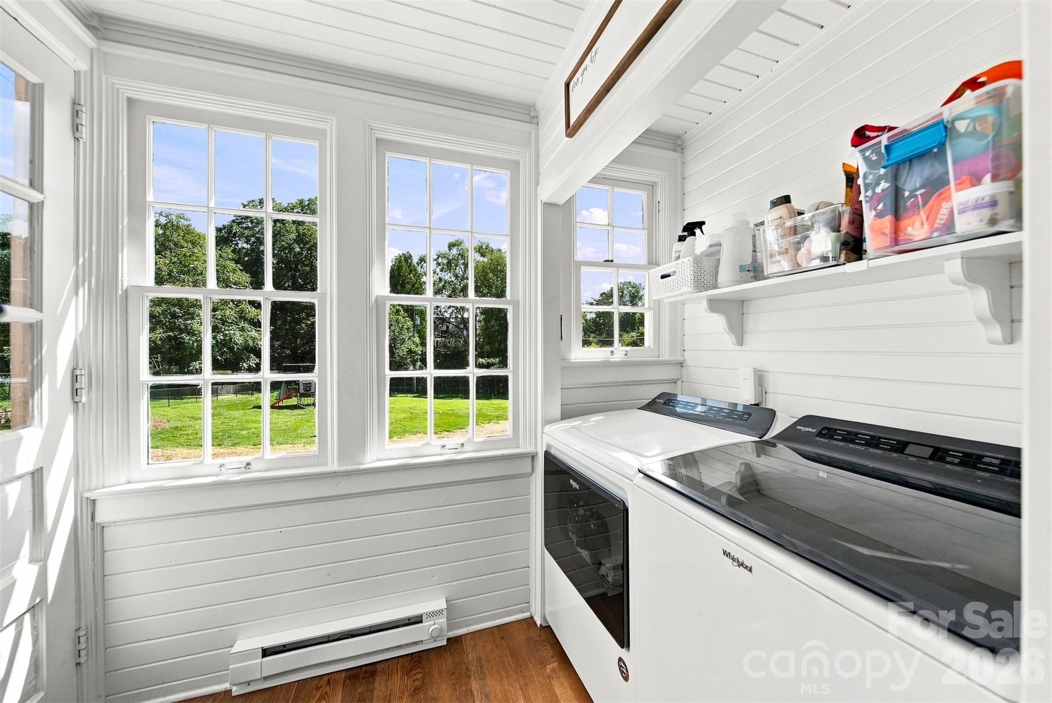 525 2nd Avenue Property Photo 35