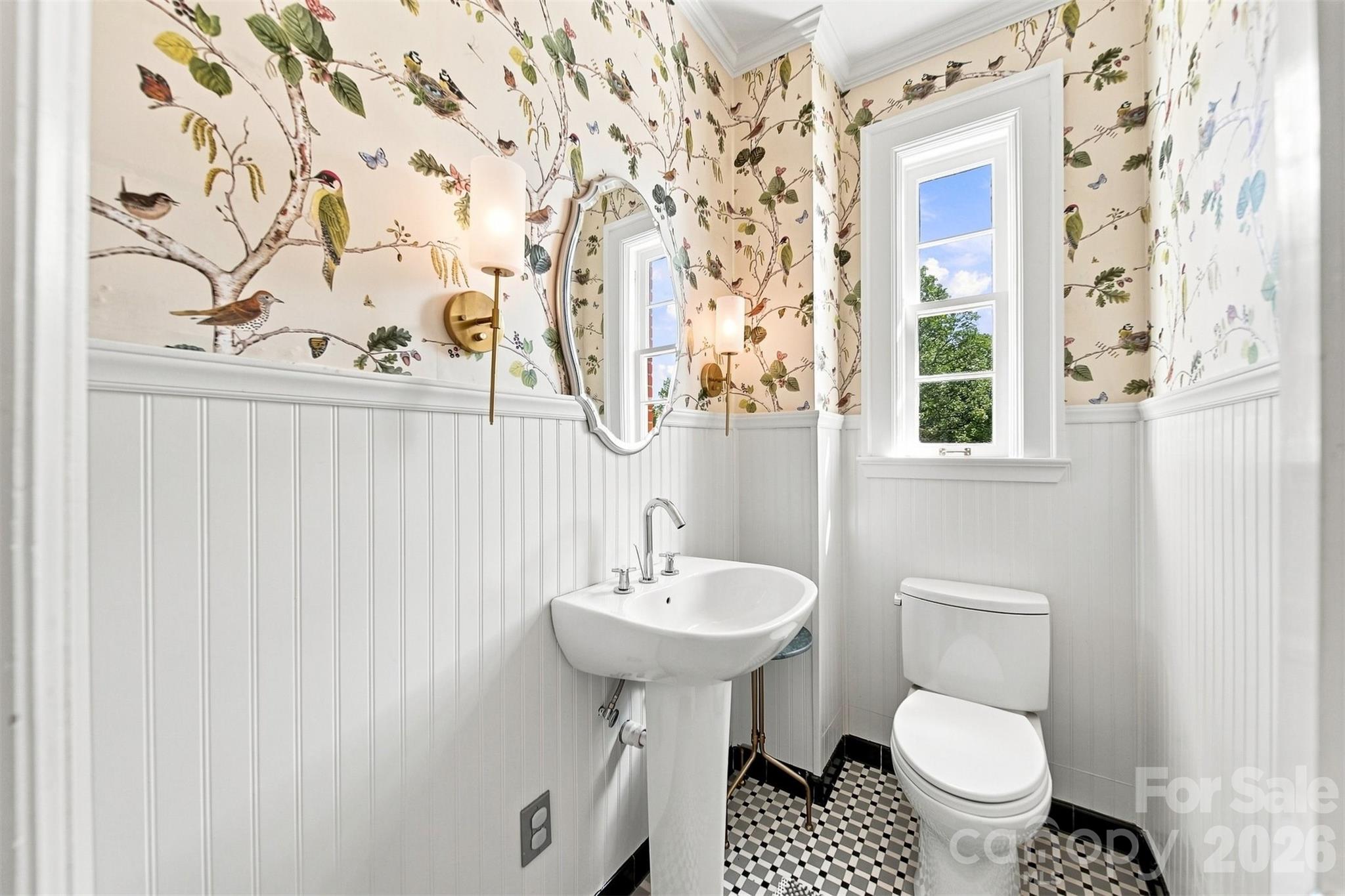 525 2nd Avenue Property Photo 36