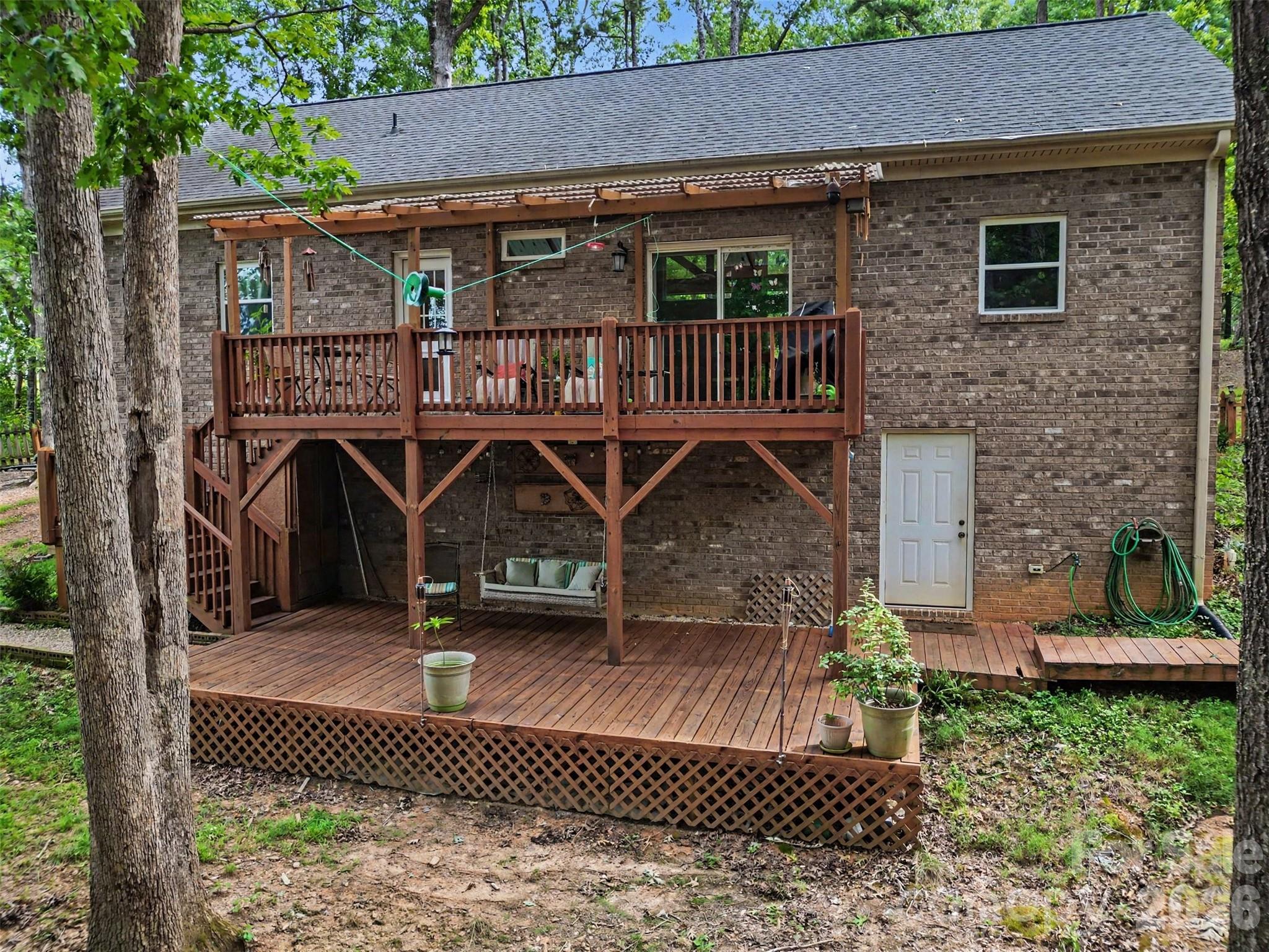1042 Rosewood Drive Property Photo 31