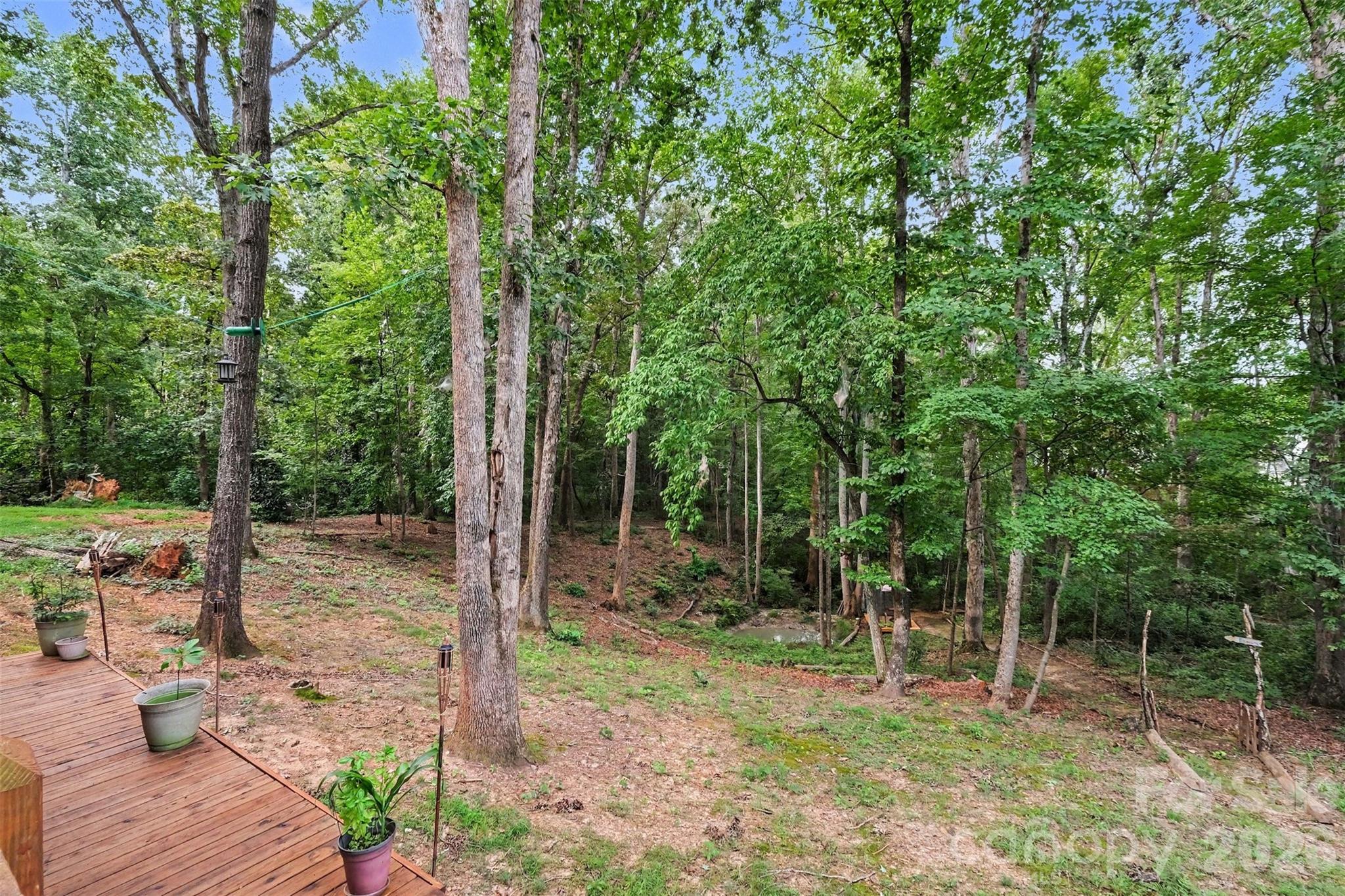 1042 Rosewood Drive Property Photo 36