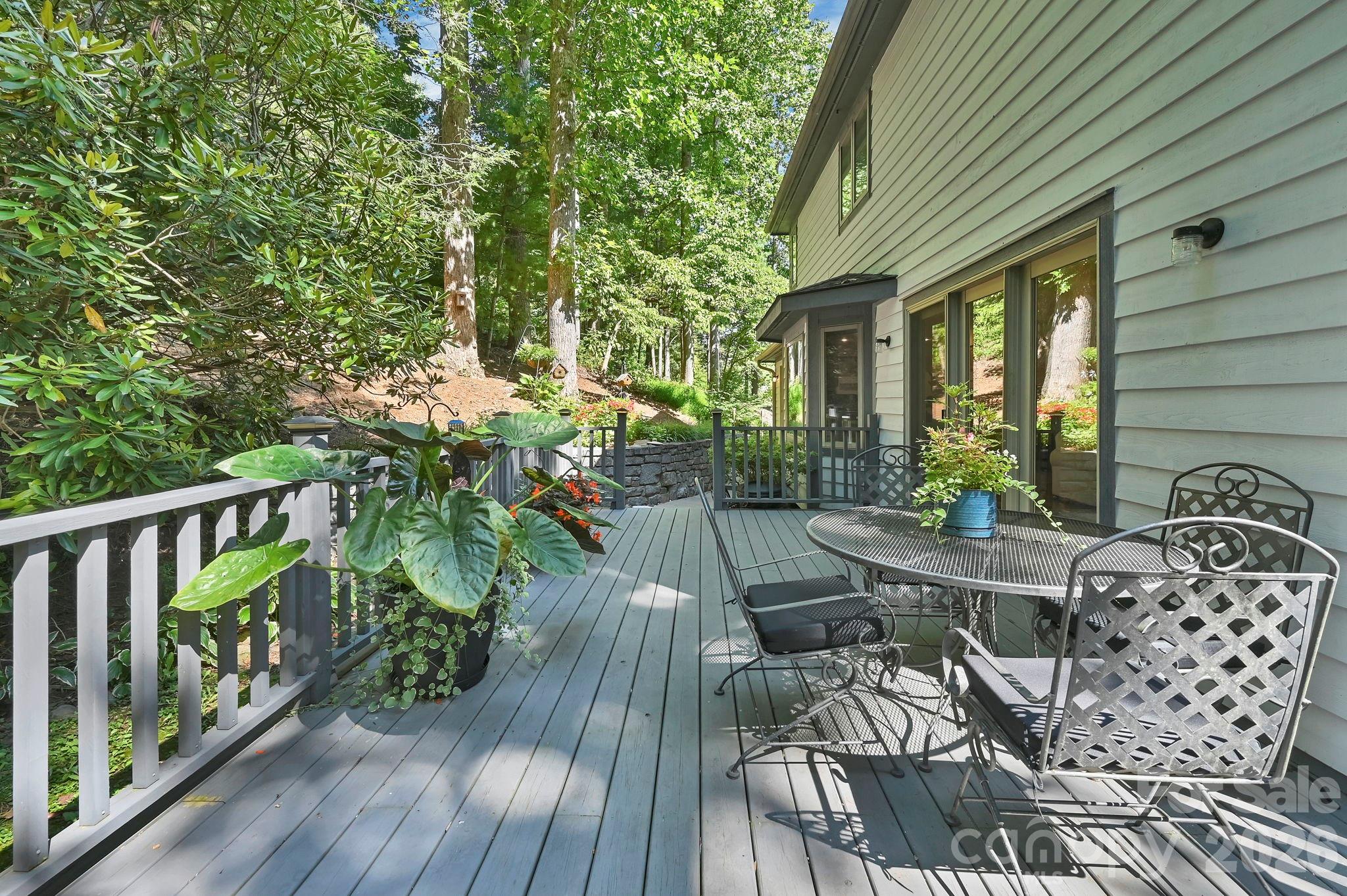 25 Weston Heights Drive Property Photo 10