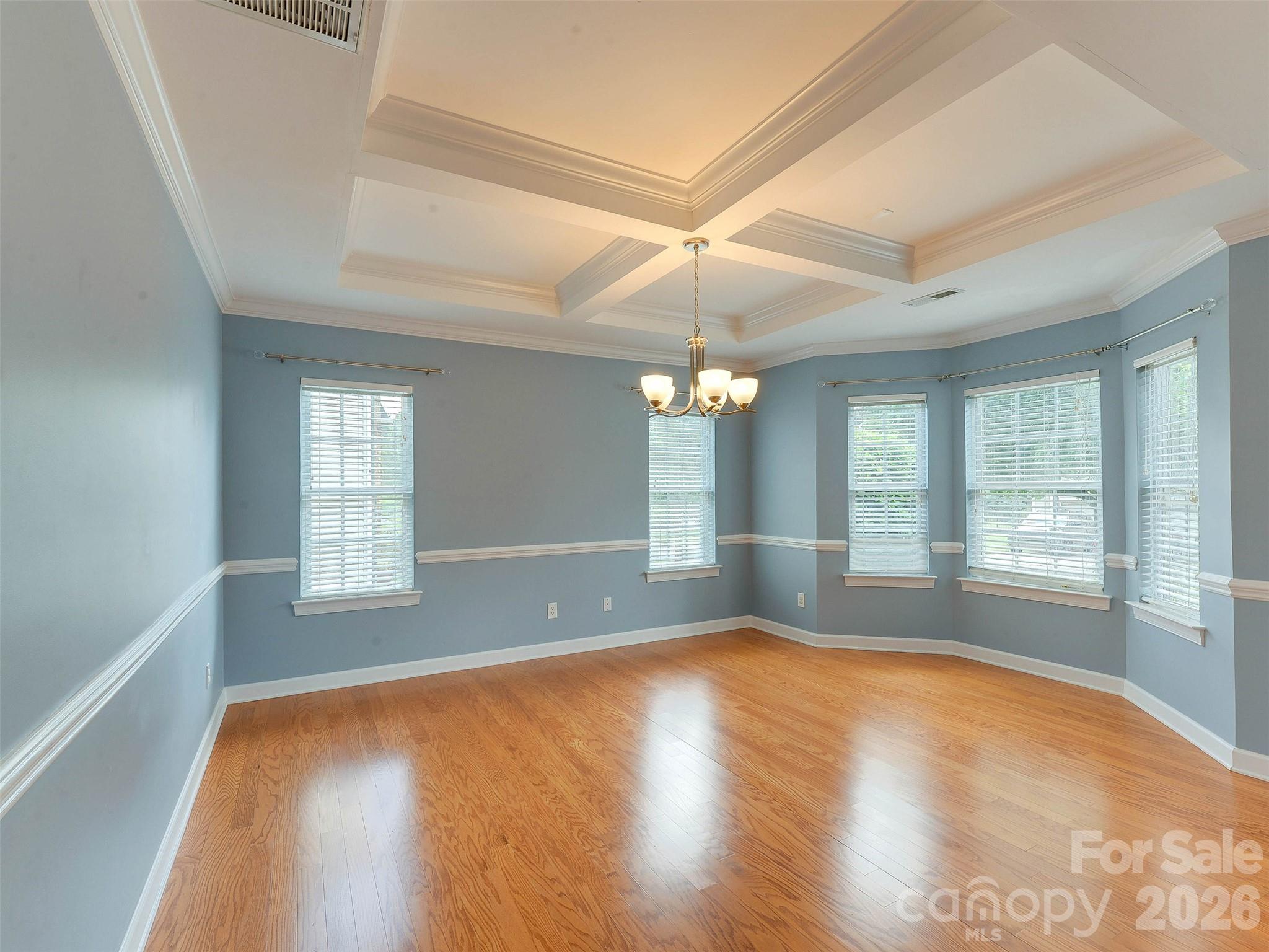5915 Trailwater Road Property Photo 7