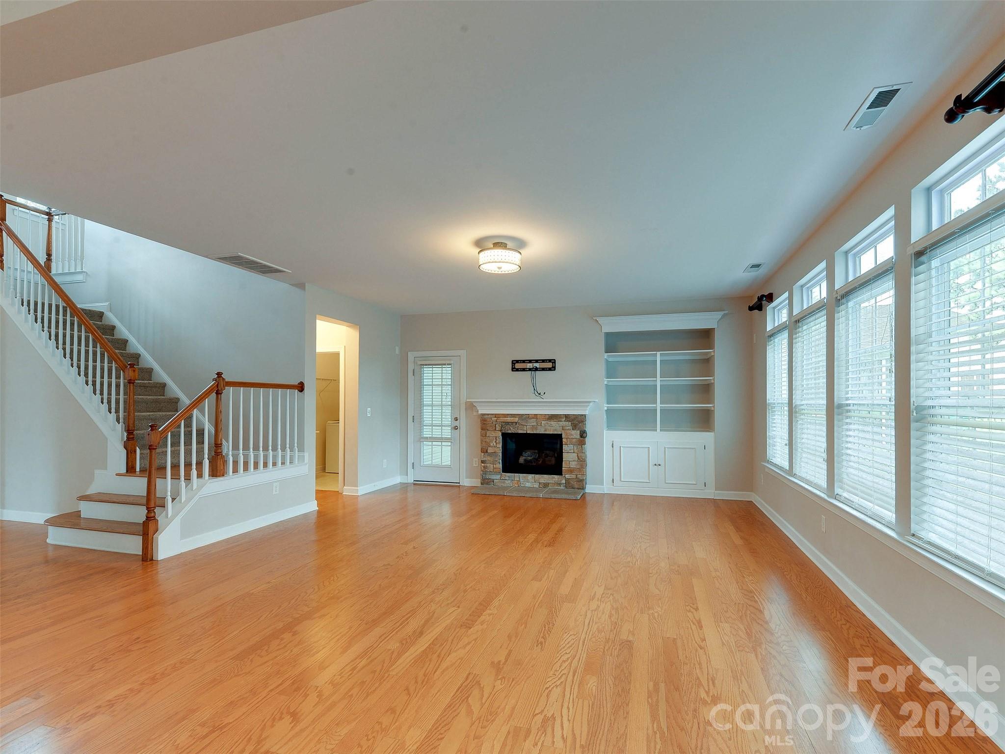 5915 Trailwater Road Property Photo 11