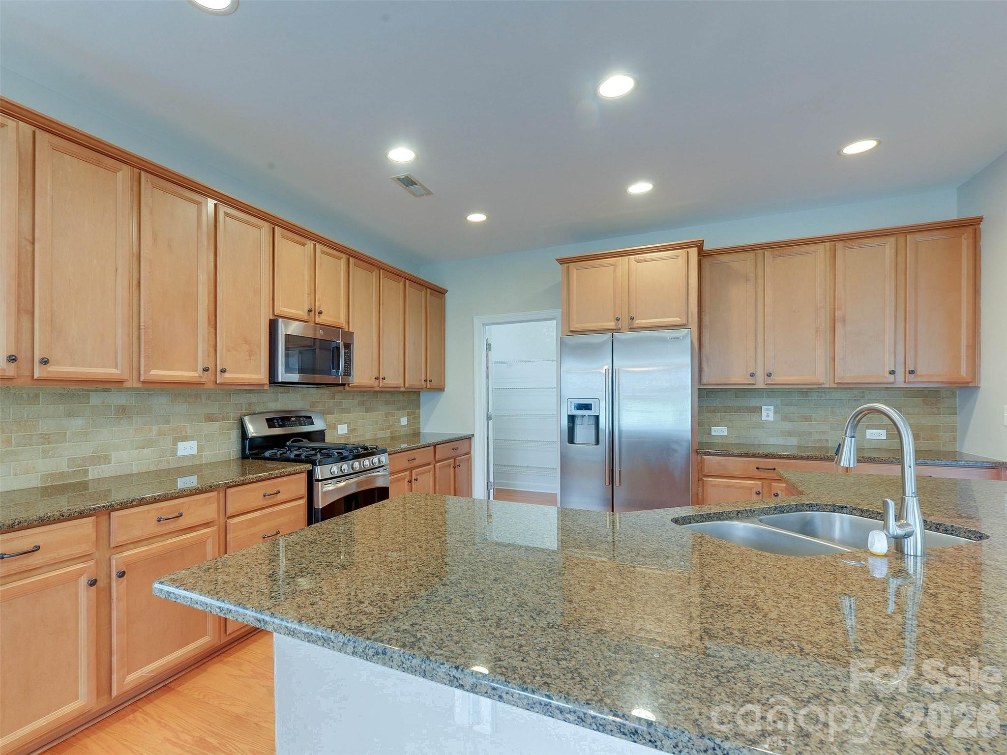 5915 Trailwater Road Property Photo 17