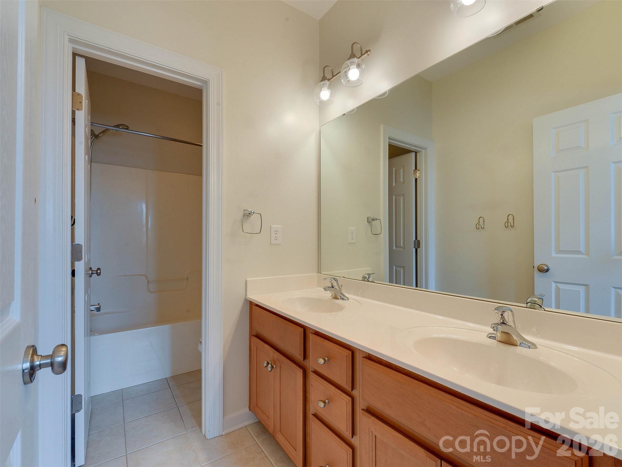 5915 Trailwater Road Property Photo 38