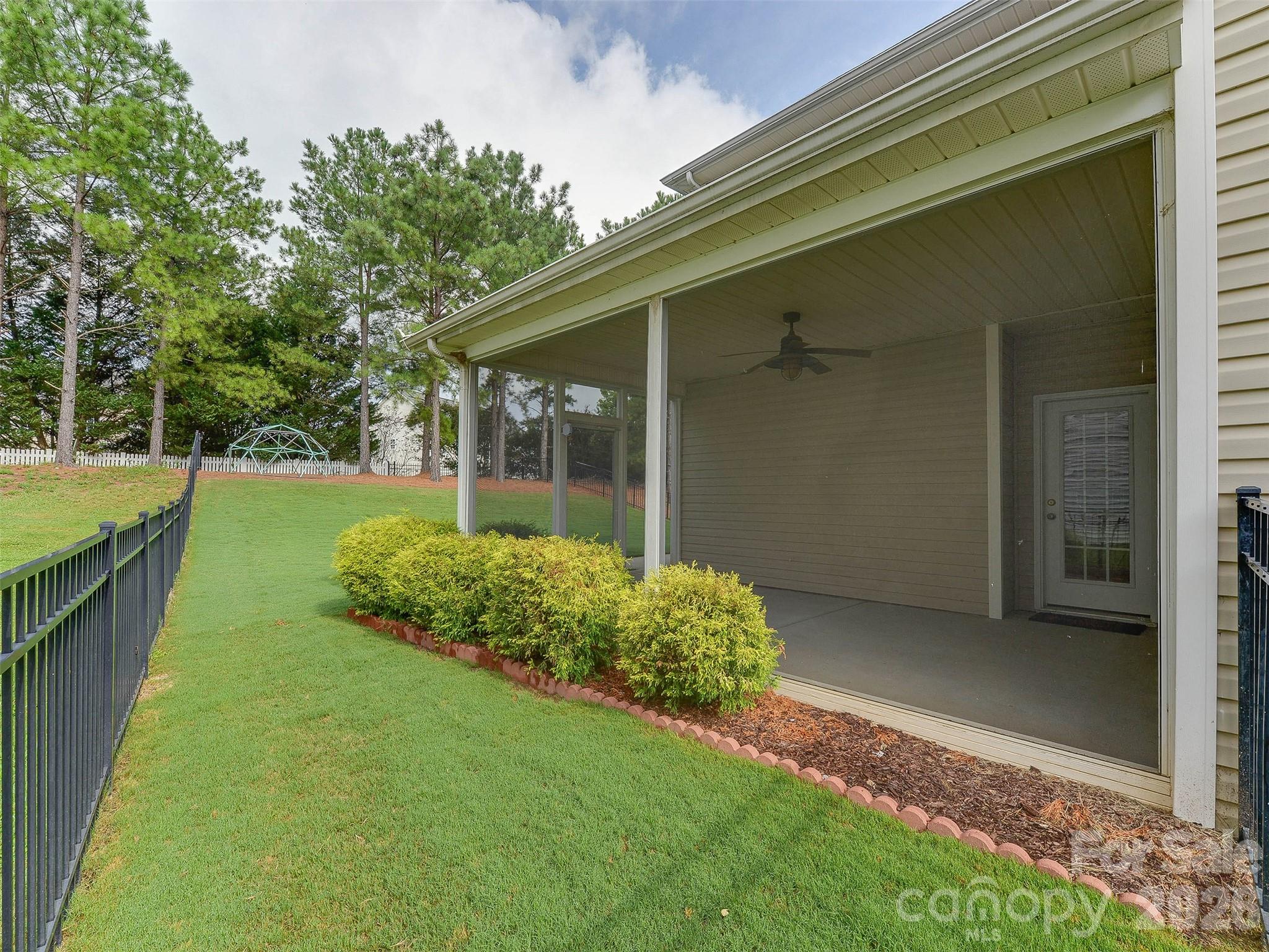 5915 Trailwater Road Property Photo 41