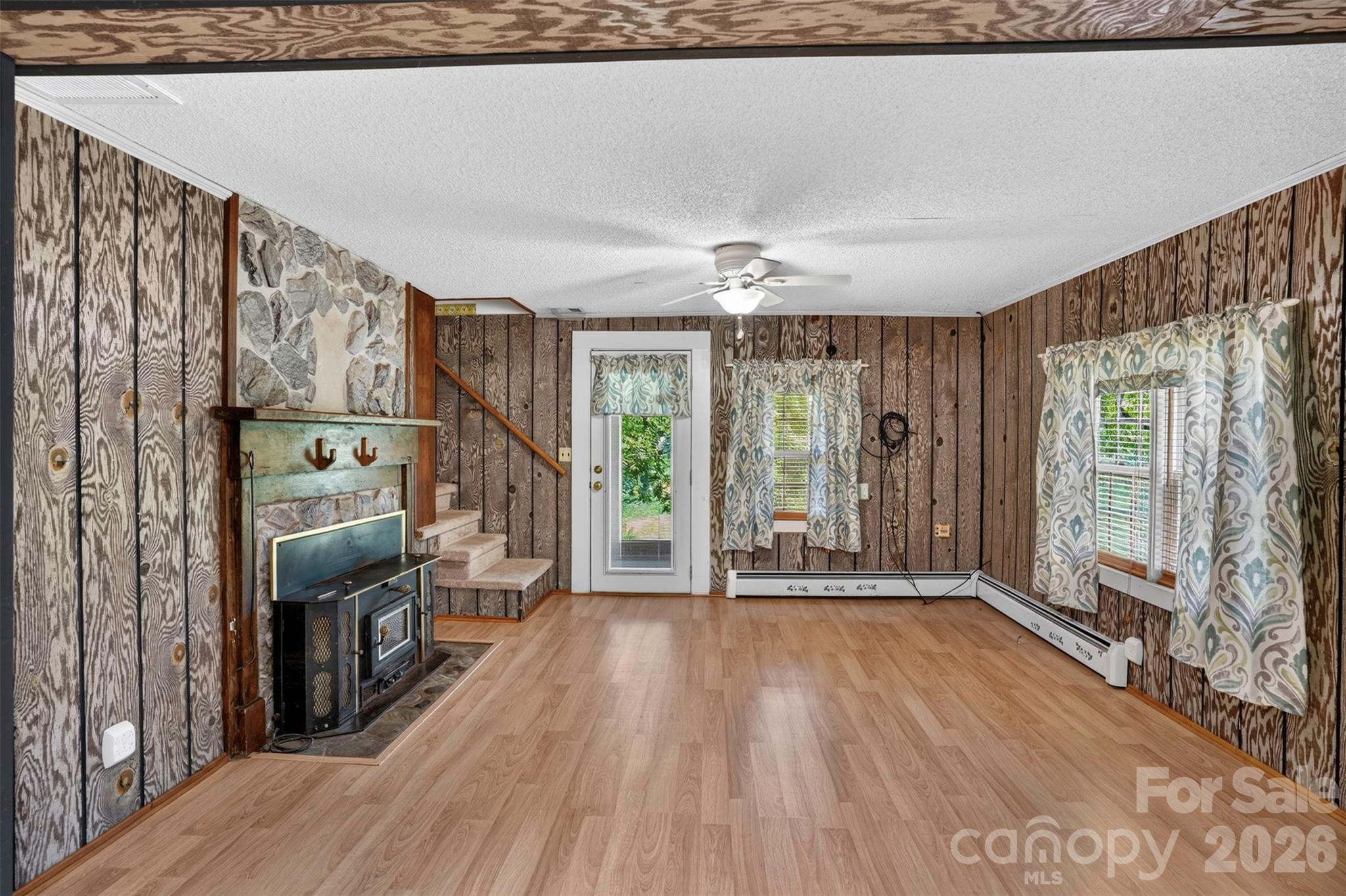 168 Huntley Road Property Photo 12