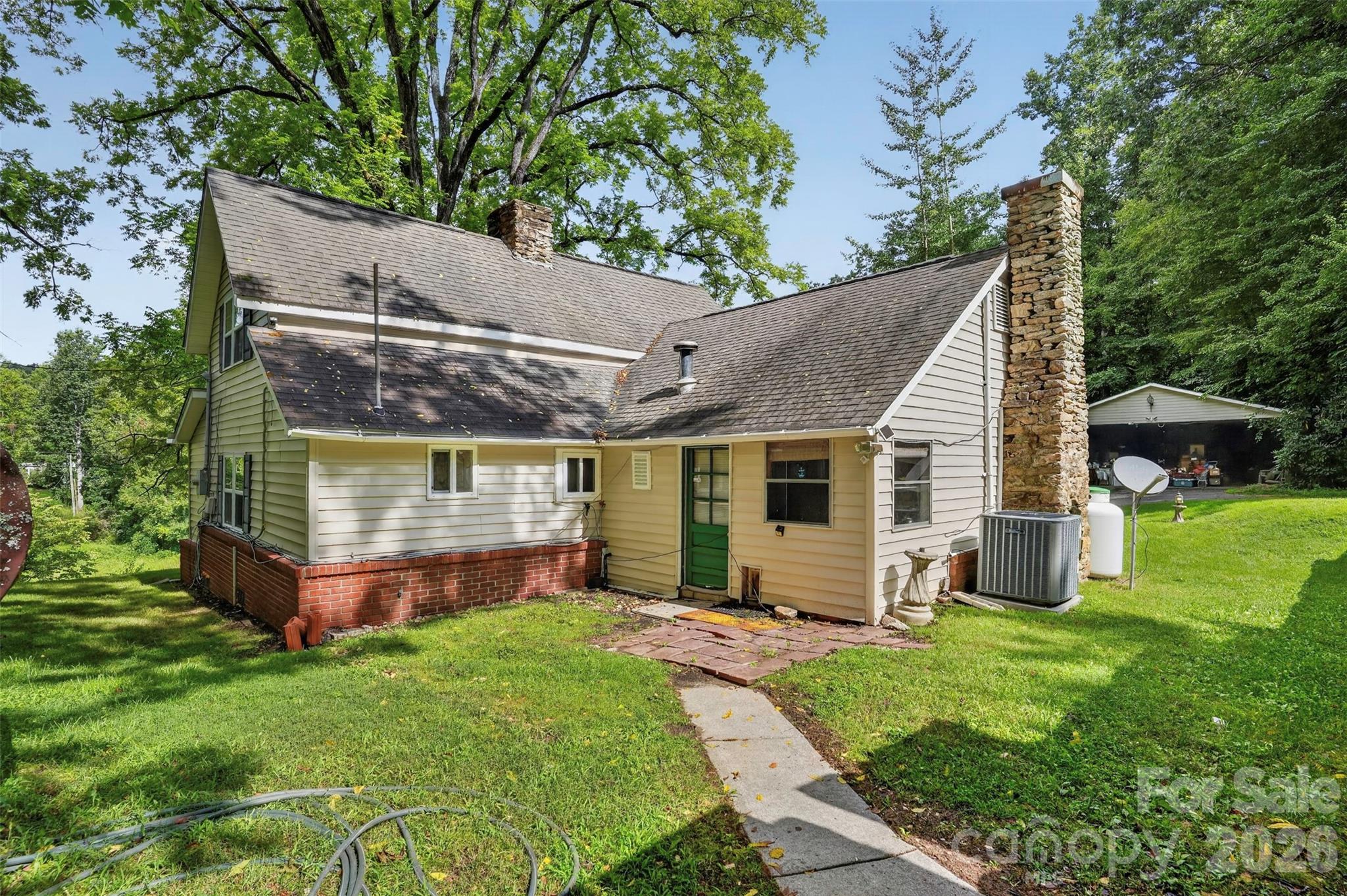 168 Huntley Road Property Photo 26