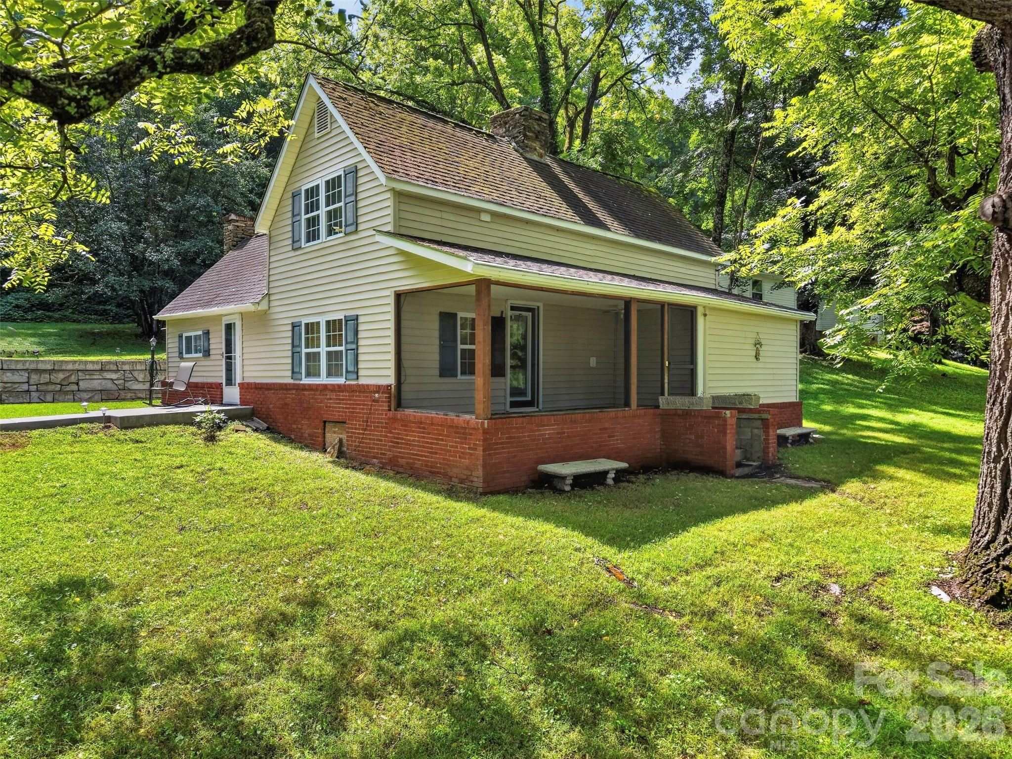 168 Huntley Road Property Photo 30