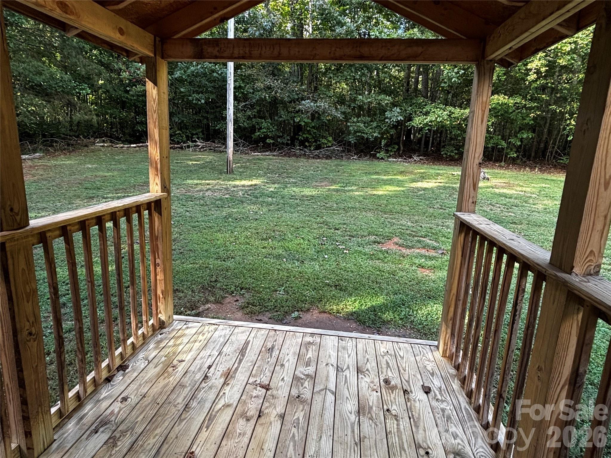 233 Starlight Drive Property Photo 10