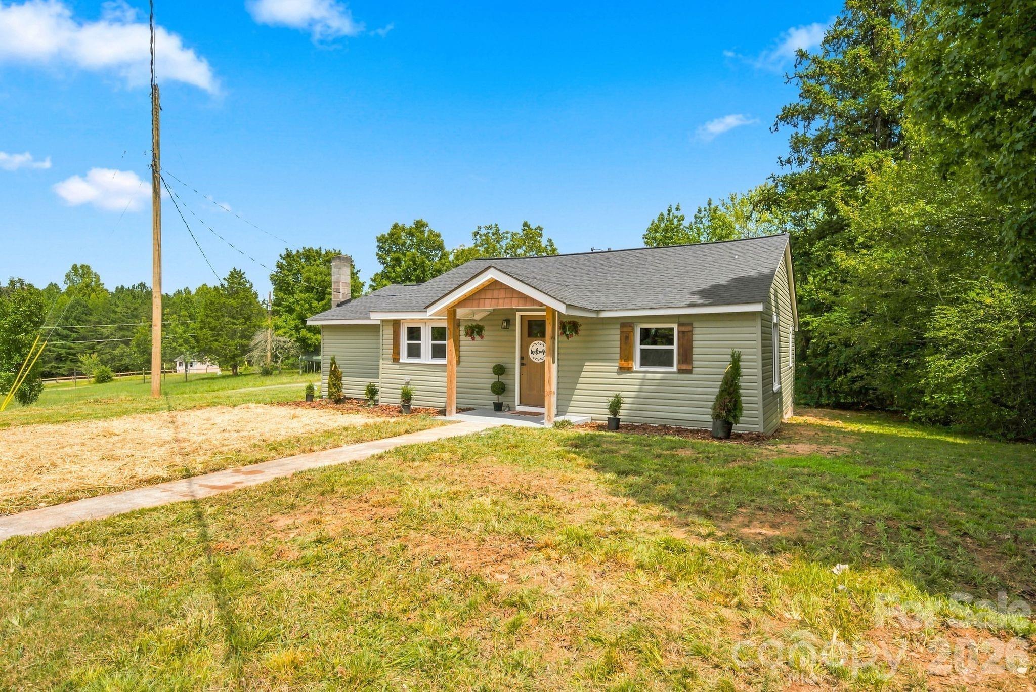 1325 King Road Property Photo 6