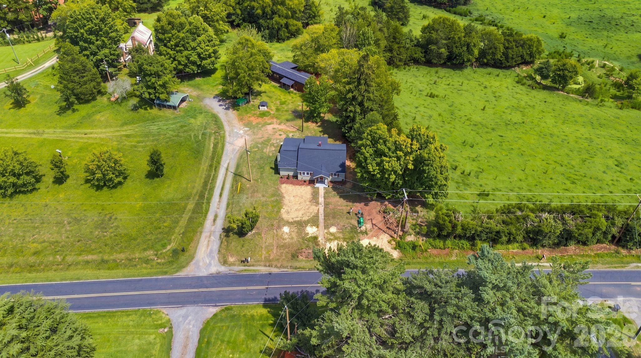 1325 King Road Property Photo 28
