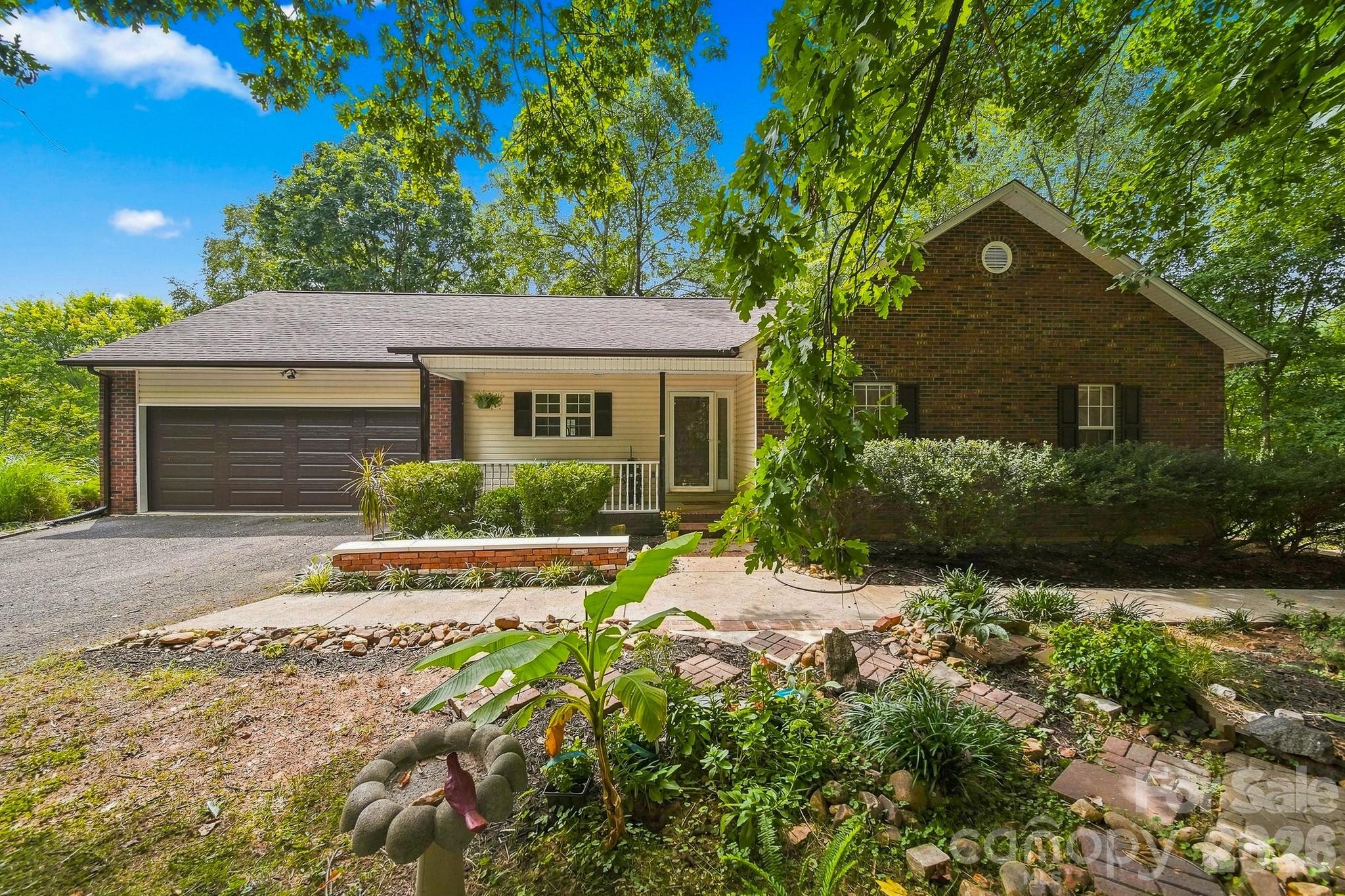 220 5th Street Property Photo 2