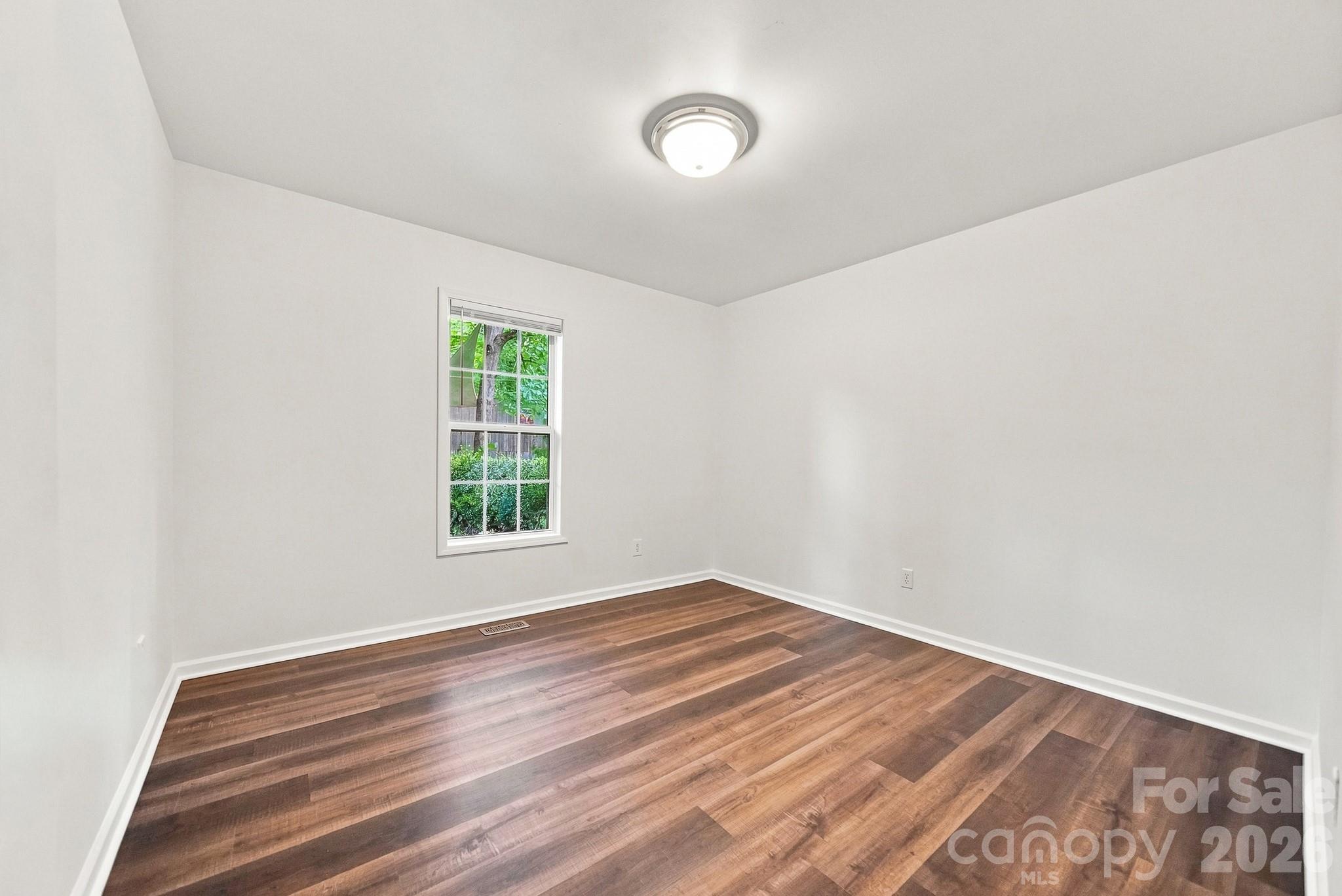 220 5th Street Property Photo 14