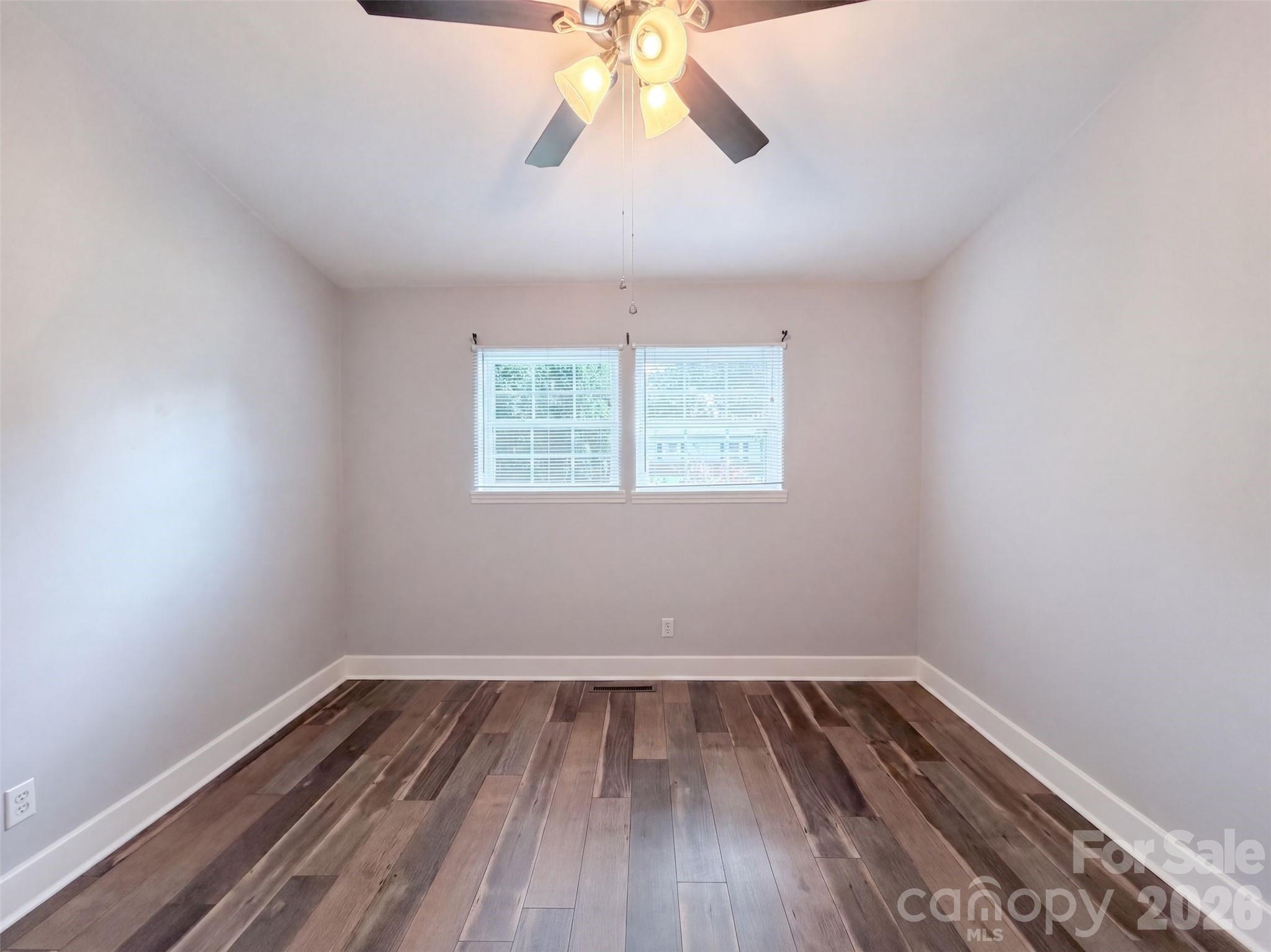 449 Virginia Avenue Property Photo 4
