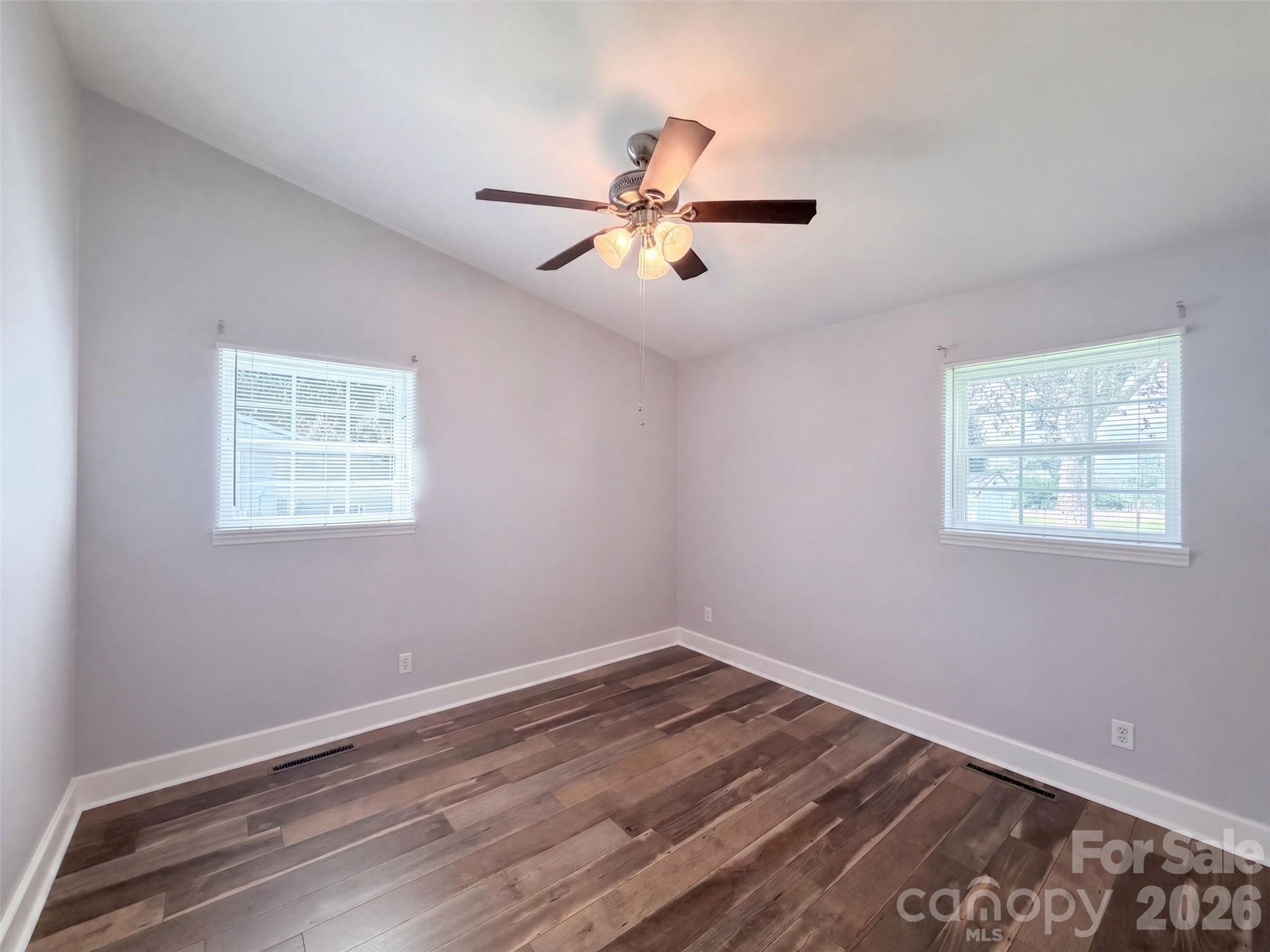 449 Virginia Avenue Property Photo 8