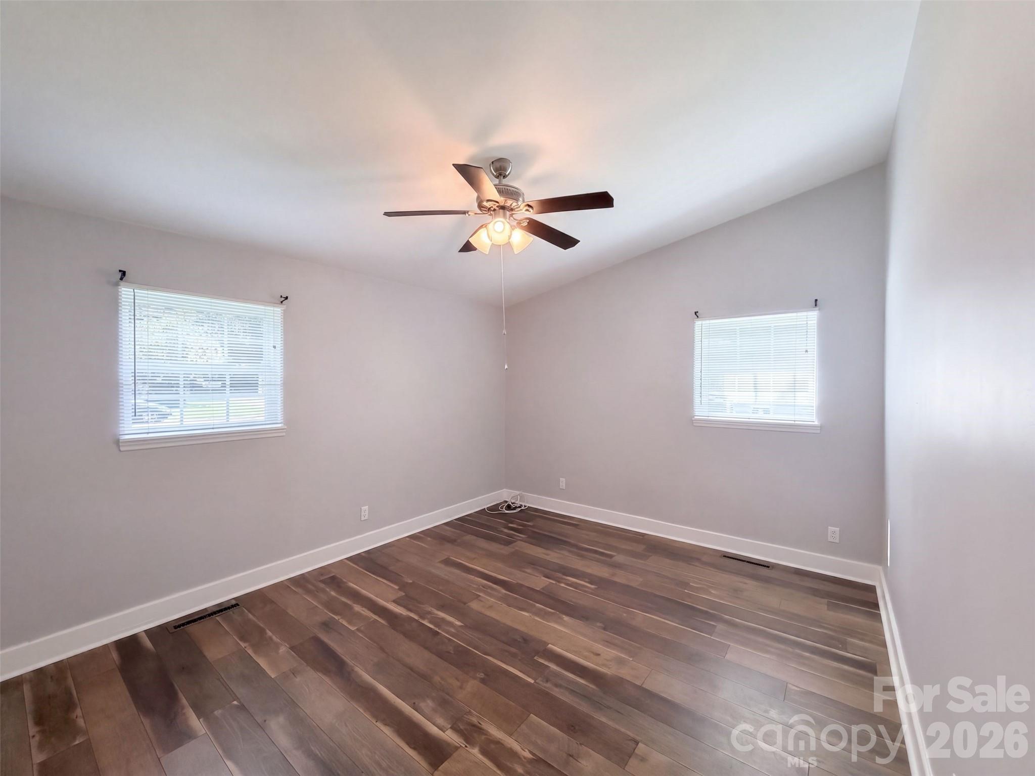 449 Virginia Avenue Property Photo 9