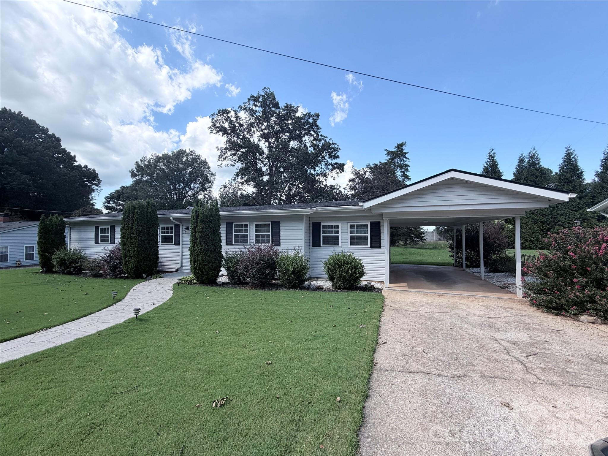449 Virginia Avenue Property Photo 15