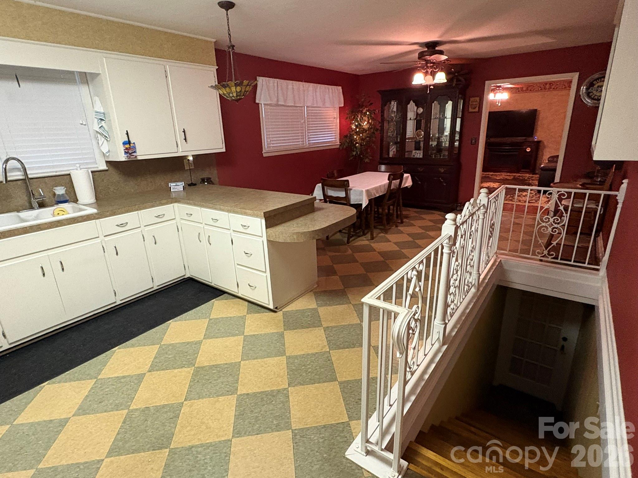 730 Harris Avenue Property Photo 3