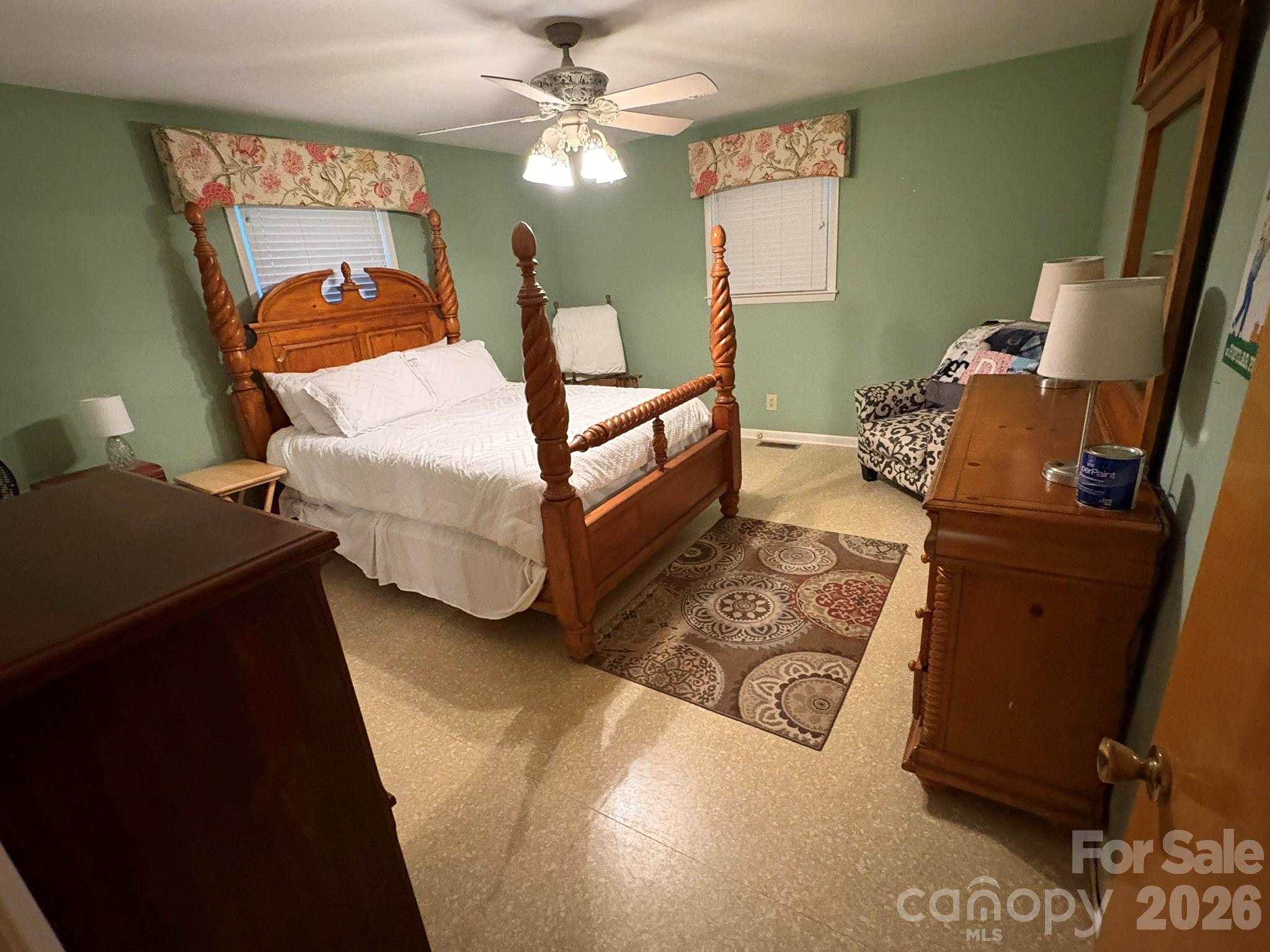 730 Harris Avenue Property Photo 9
