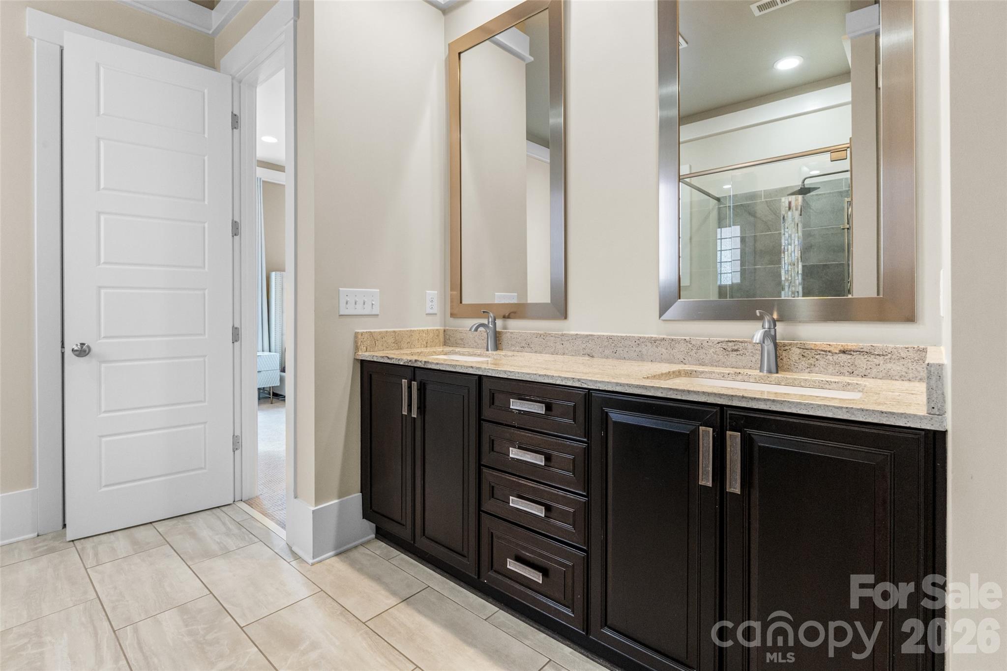 9236 Creekside Park Road Property Photo 21