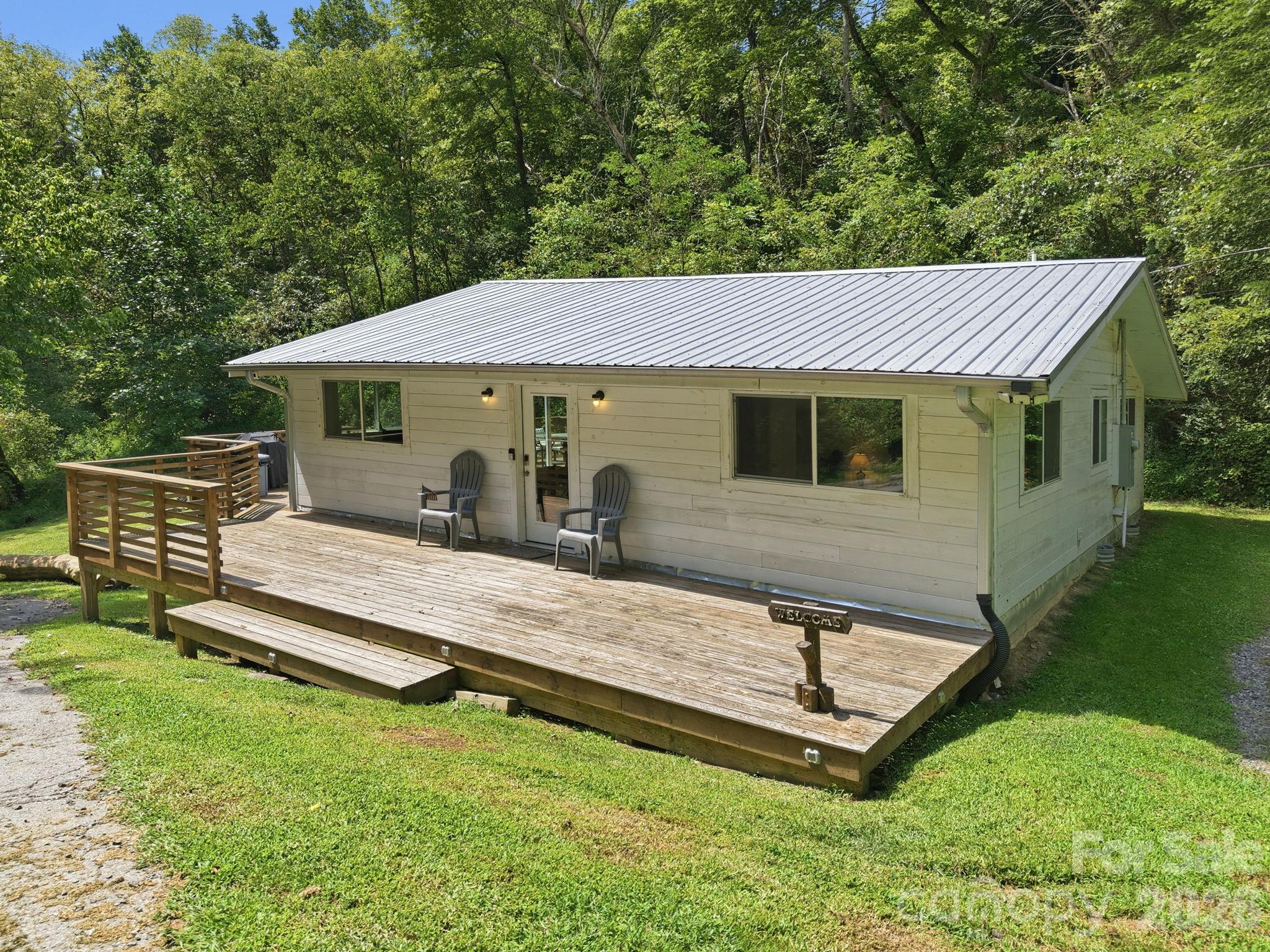 301 Hardwick Branch Road Property Photo 8