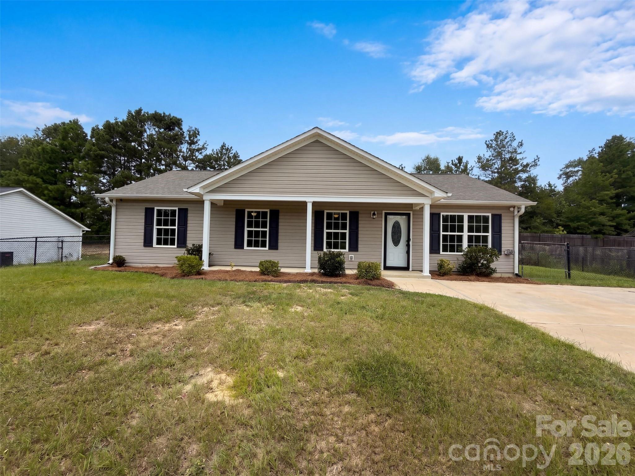 1411 Foxbrook Circle Property Photo 1