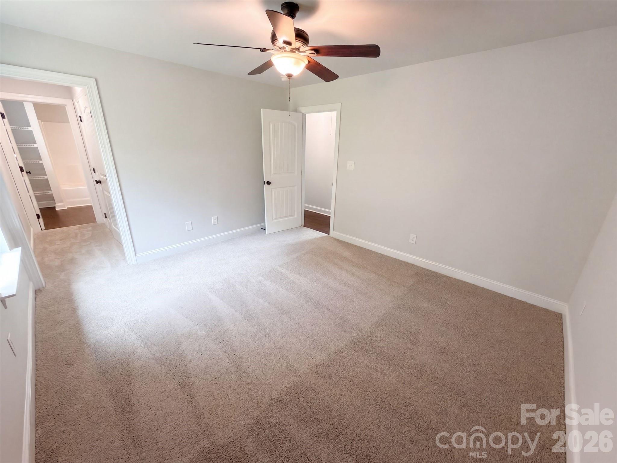1411 Foxbrook Circle Property Photo 4