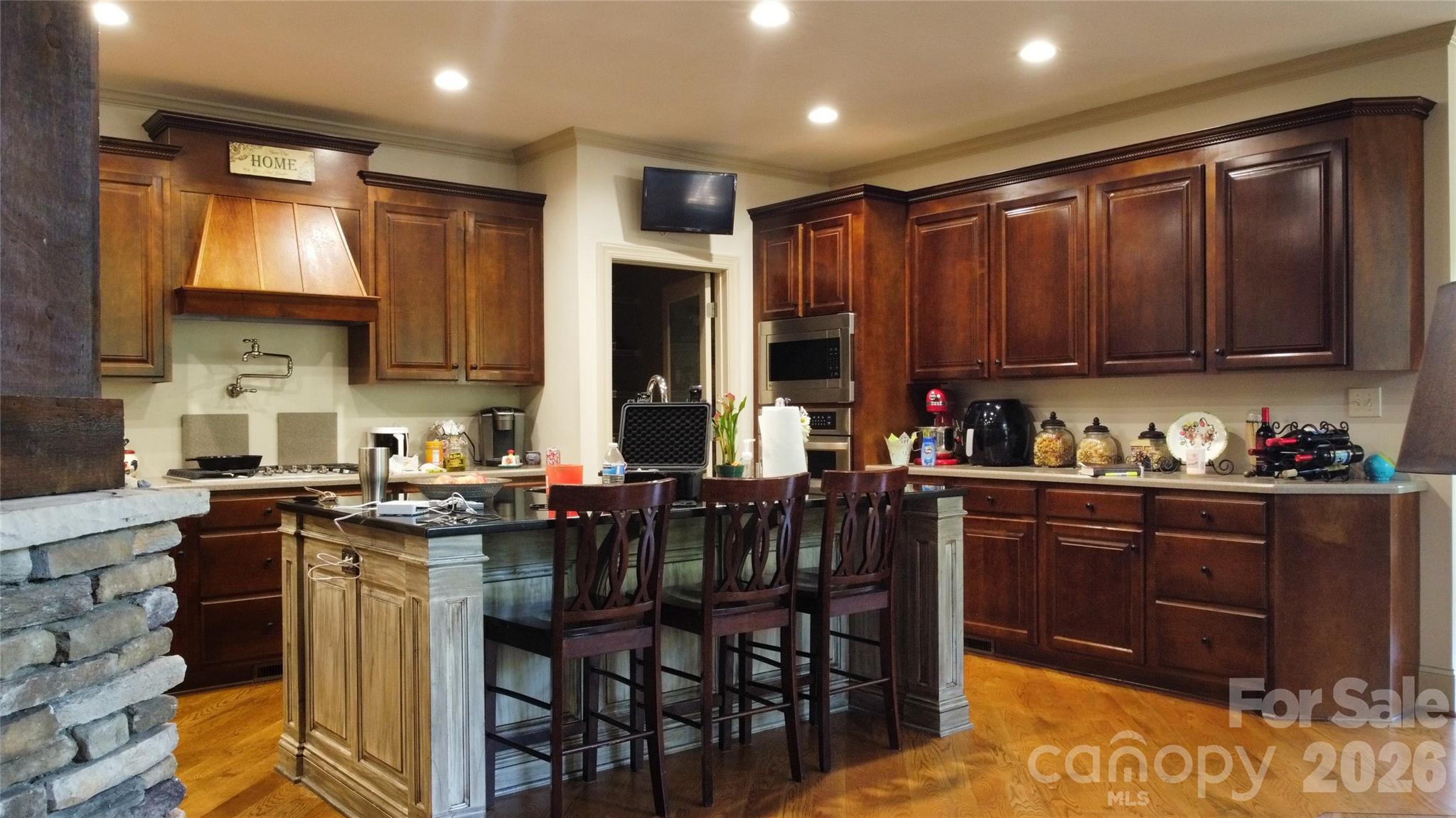 654 N Chipley Ford Road Property Photo 7