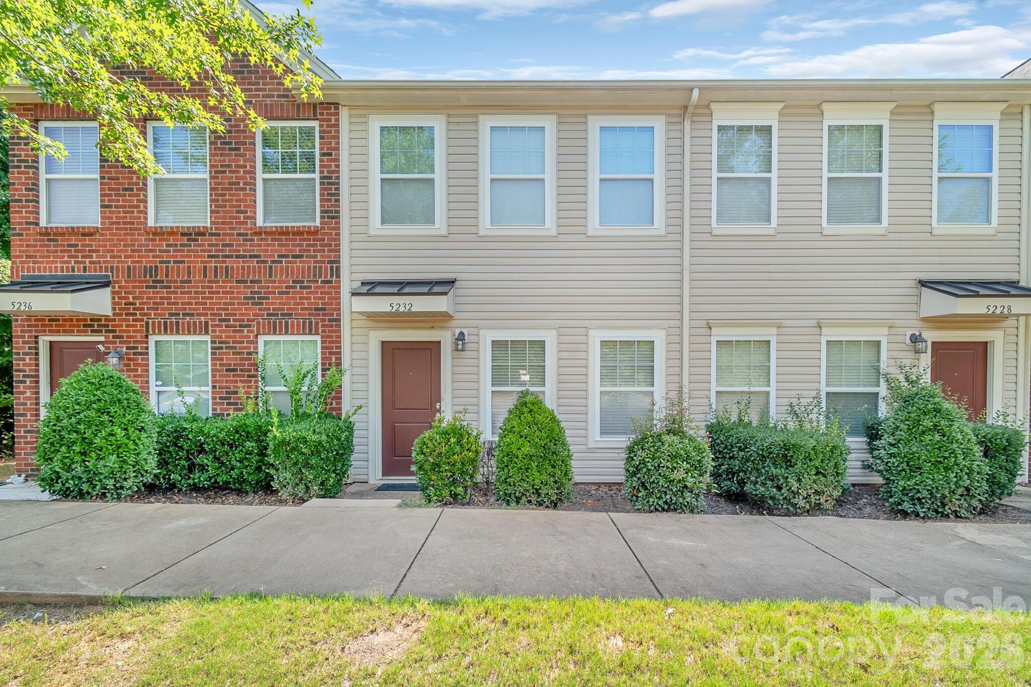5232 Prosperity Church Road Property Photo 2
