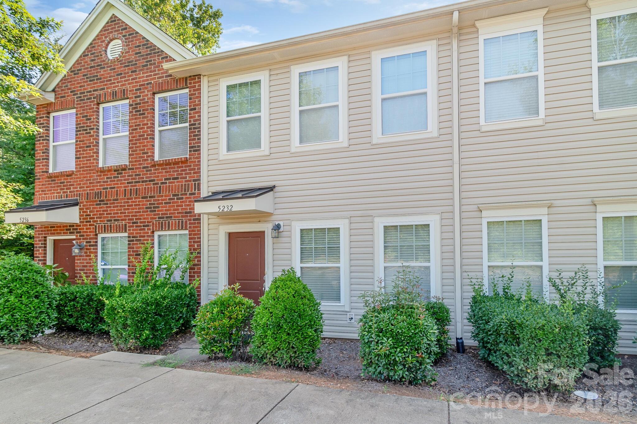 5232 Prosperity Church Road Property Photo 4