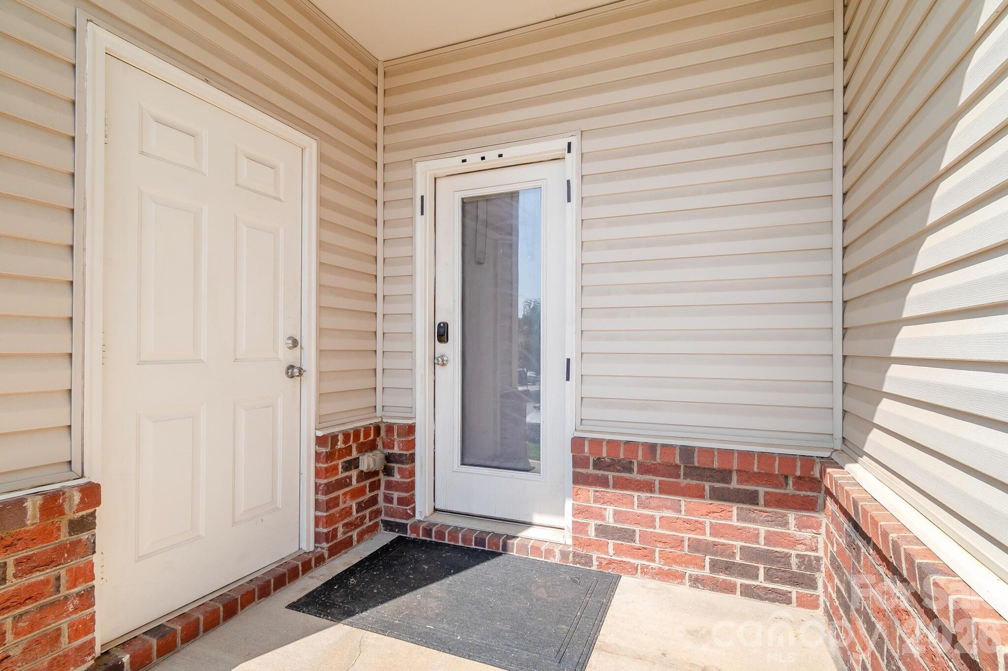 5232 Prosperity Church Road Property Photo 6