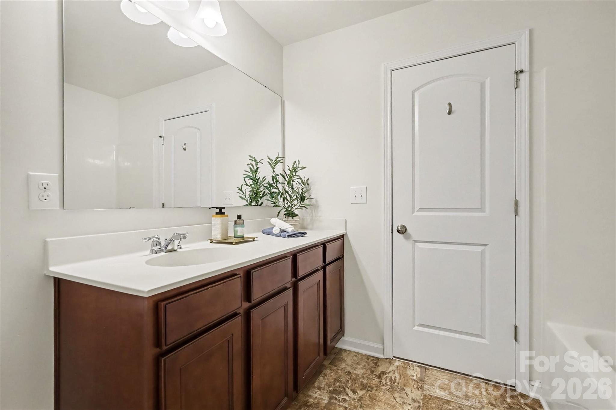 112 Elysian Estate Court Property Photo 28