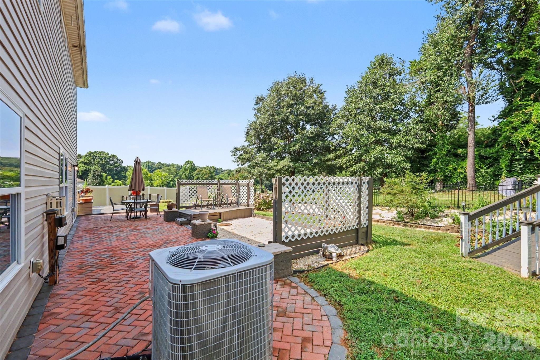 112 Elysian Estate Court Property Photo 37
