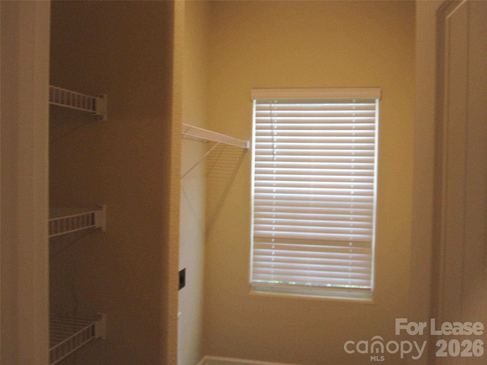 2029 Lanza Drive Property Photo 8