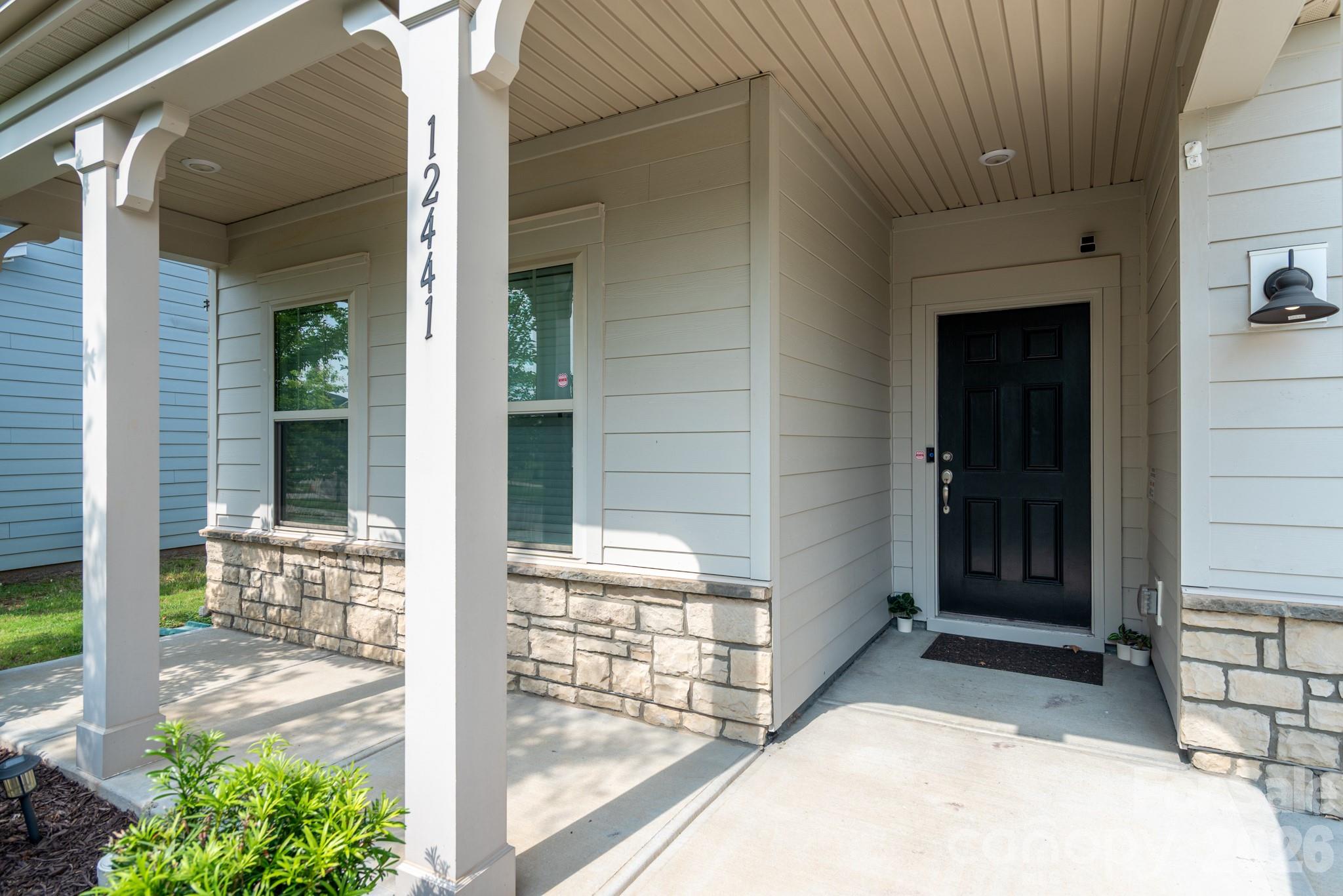 12441 Stoneybrook Station Parkway Property Photo 3