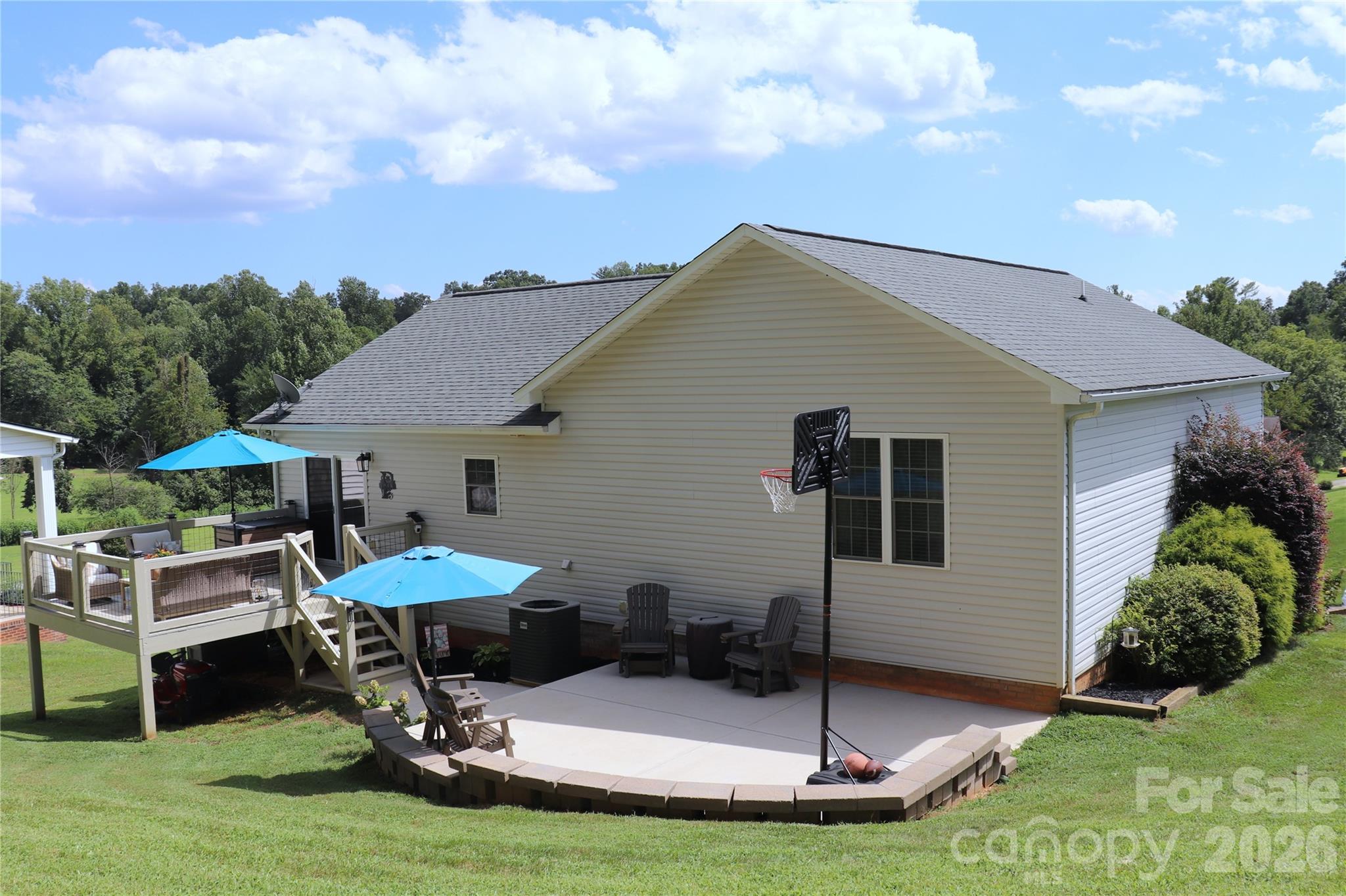 2135 Olde Farm Road 9 Property Photo 6
