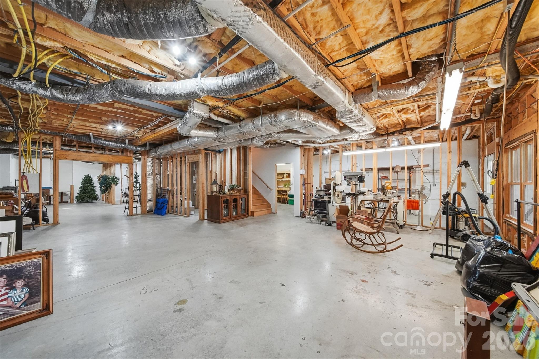 2748 Trent Drive Property Photo 41