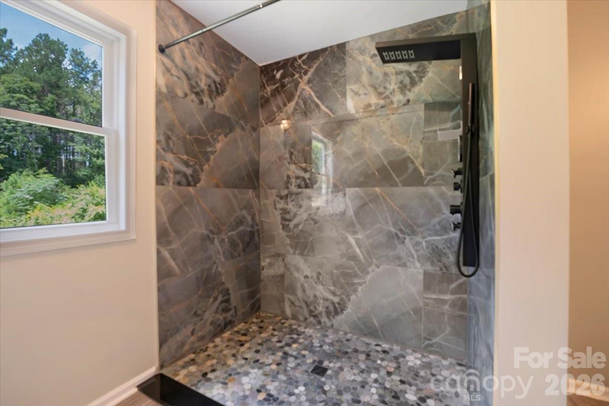 2827 E Pinewood Road Property Photo 26