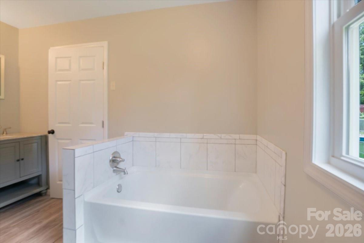 2827 E Pinewood Road Property Photo 27