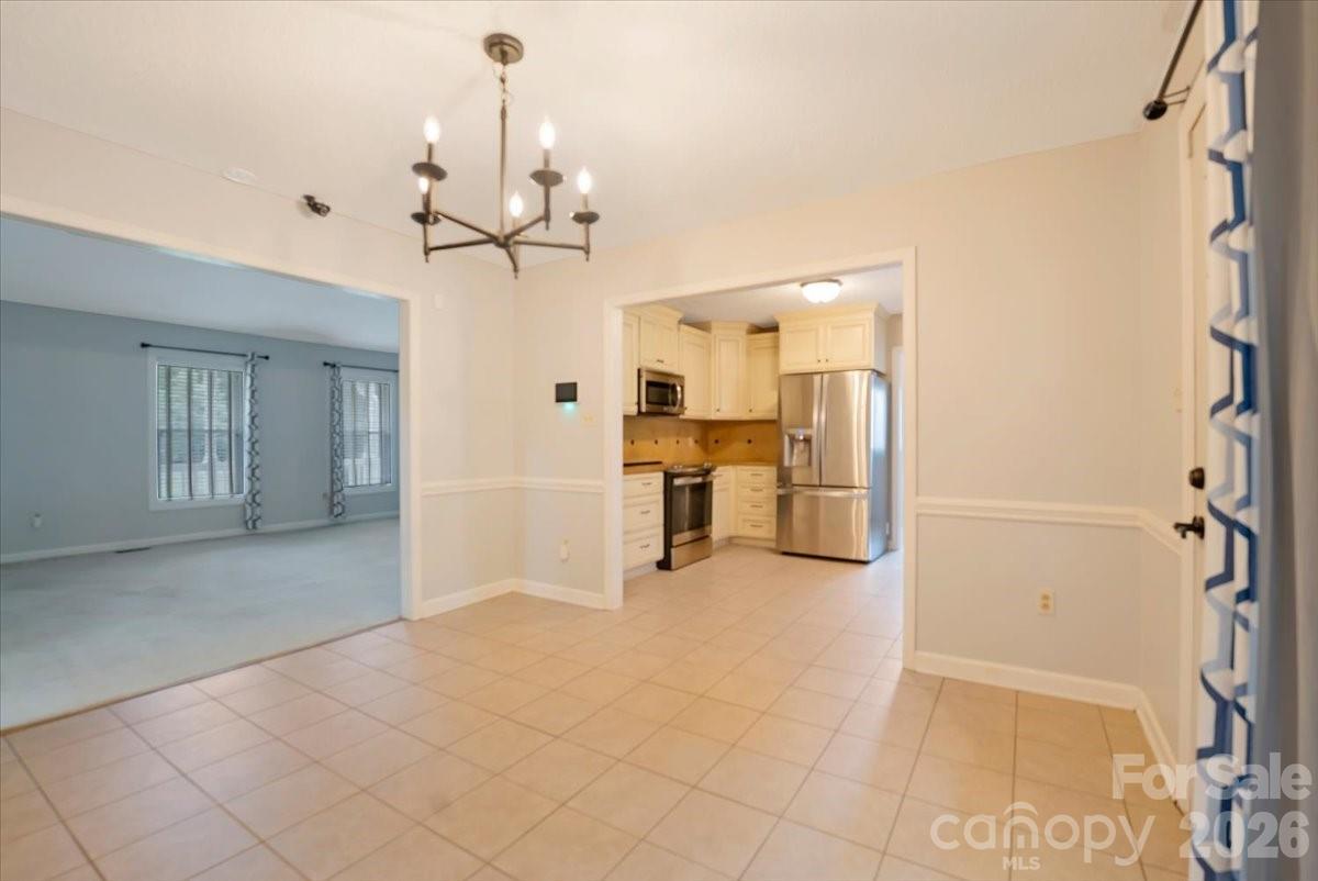 2827 E Pinewood Road Property Photo 29