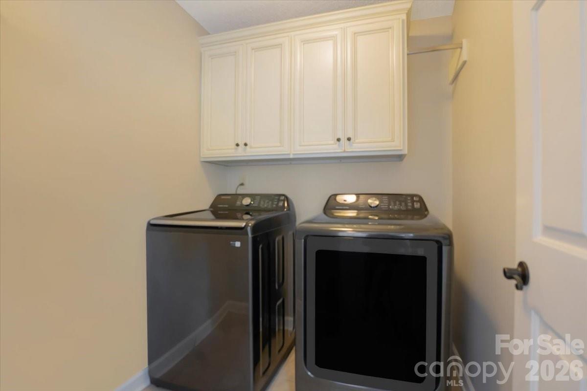 2827 E Pinewood Road Property Photo 34