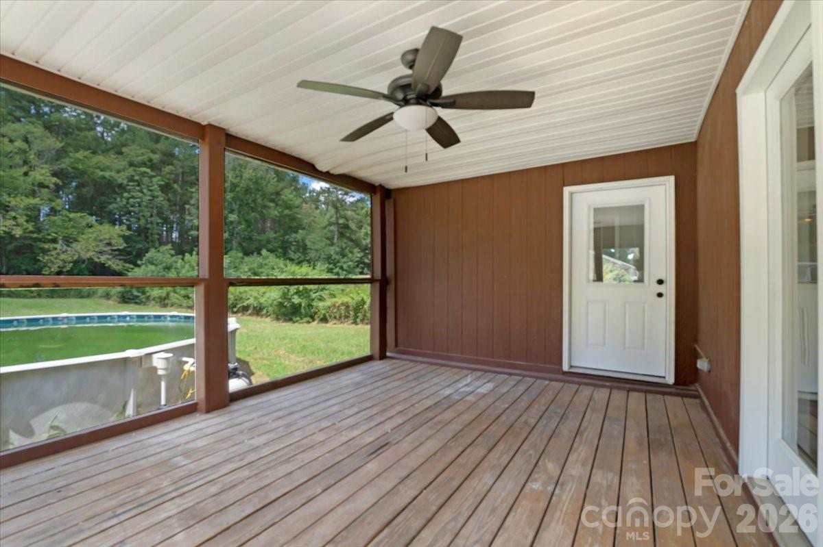 2827 E Pinewood Road Property Photo 35