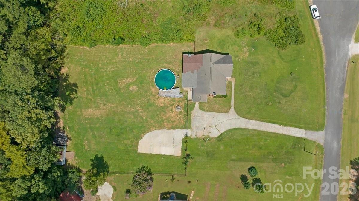 2827 E Pinewood Road Property Photo 38