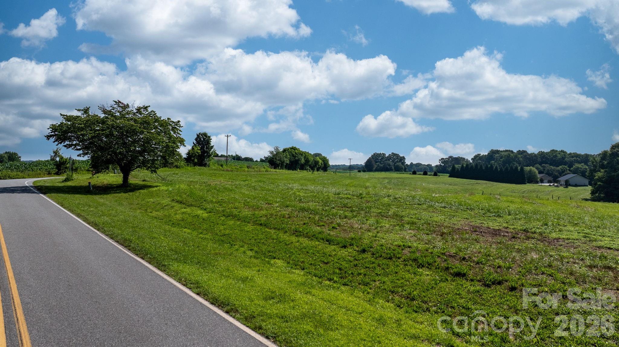 594 Rash Road Property Photo 8